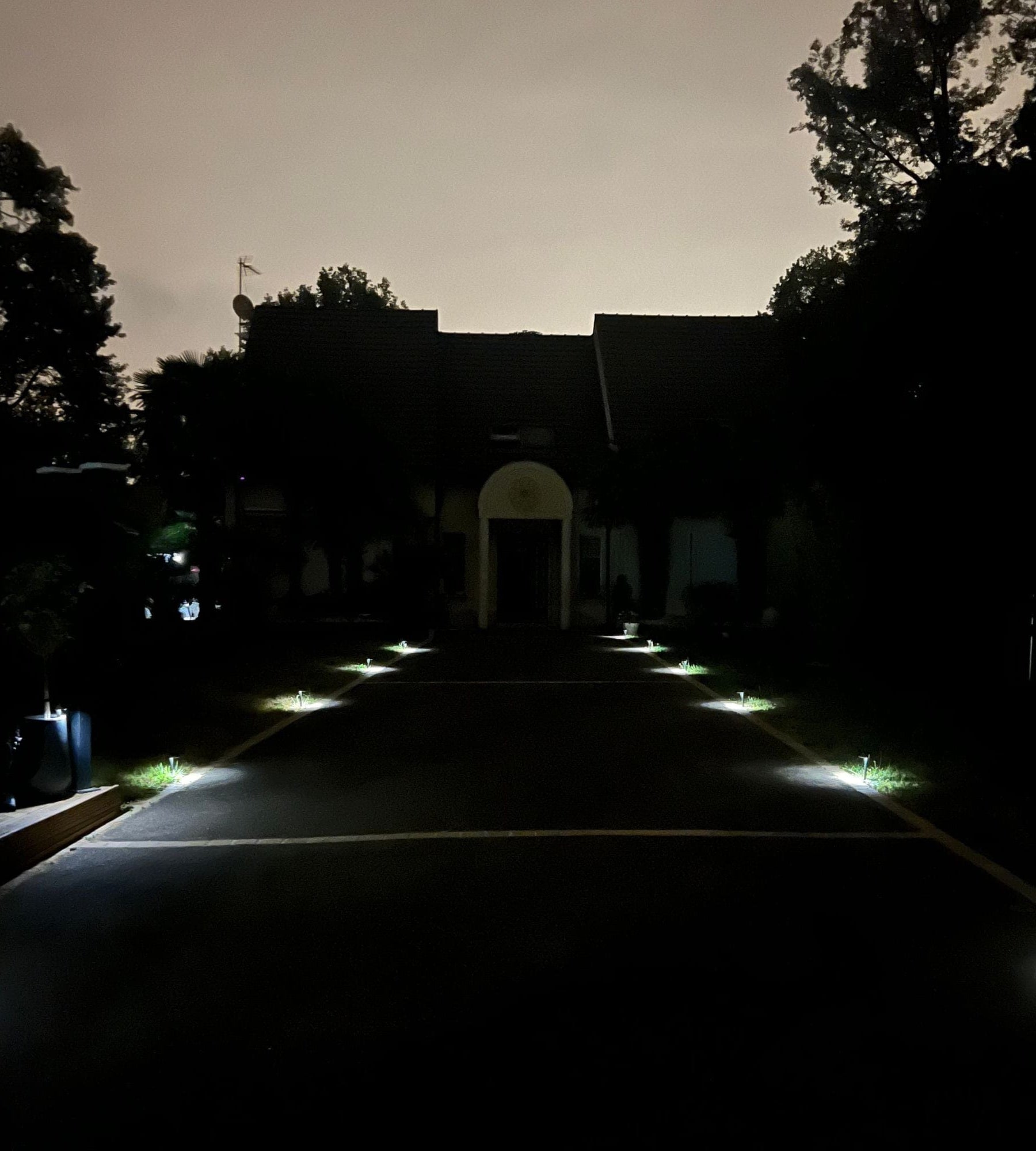 Pack x2 Balise Led solaire QUEEN - À planter - 100 lumens