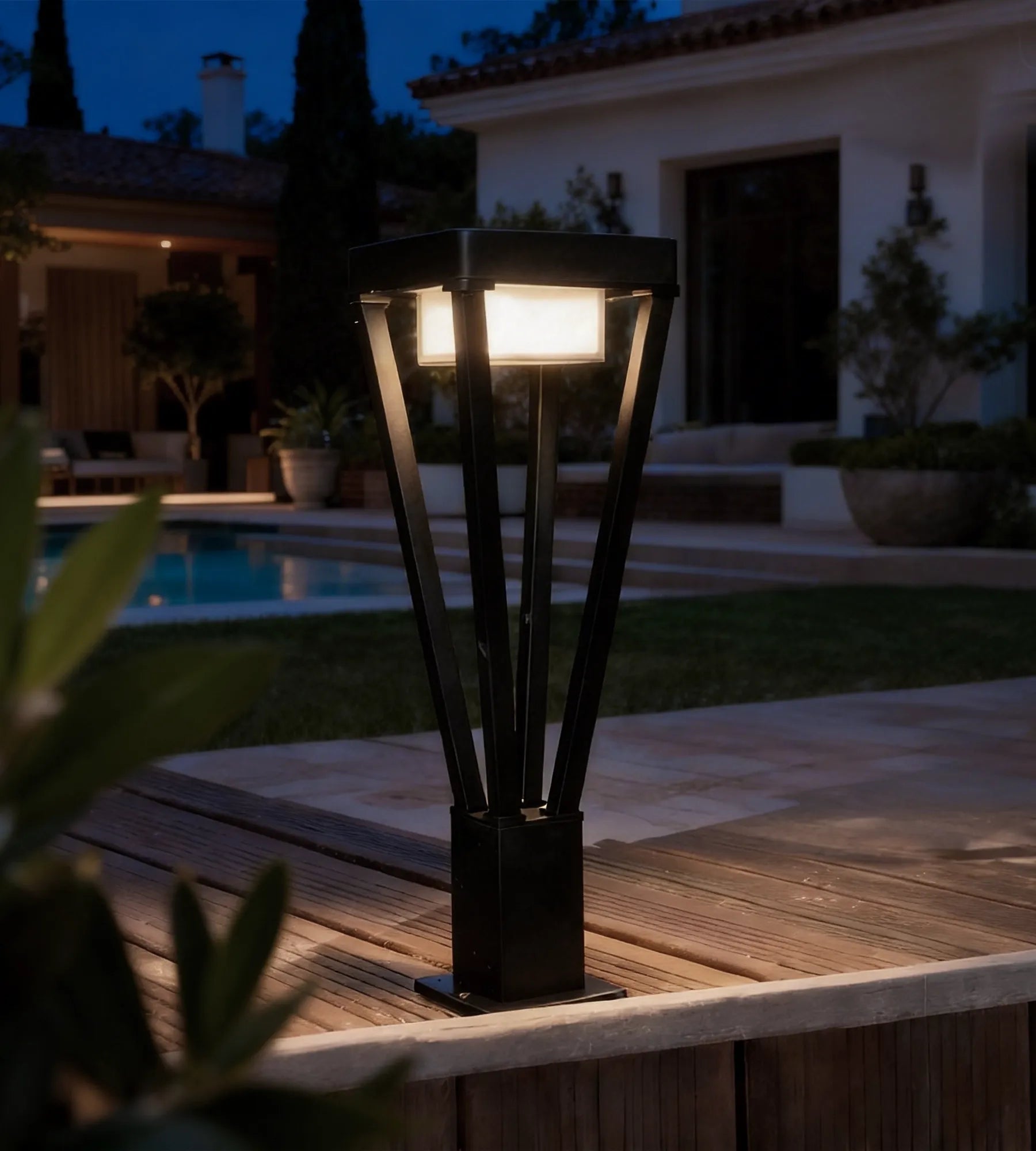 Borne extérieur noire BN–LUXOR - 230V - Ampoule GX53 non incluse - Lumihome