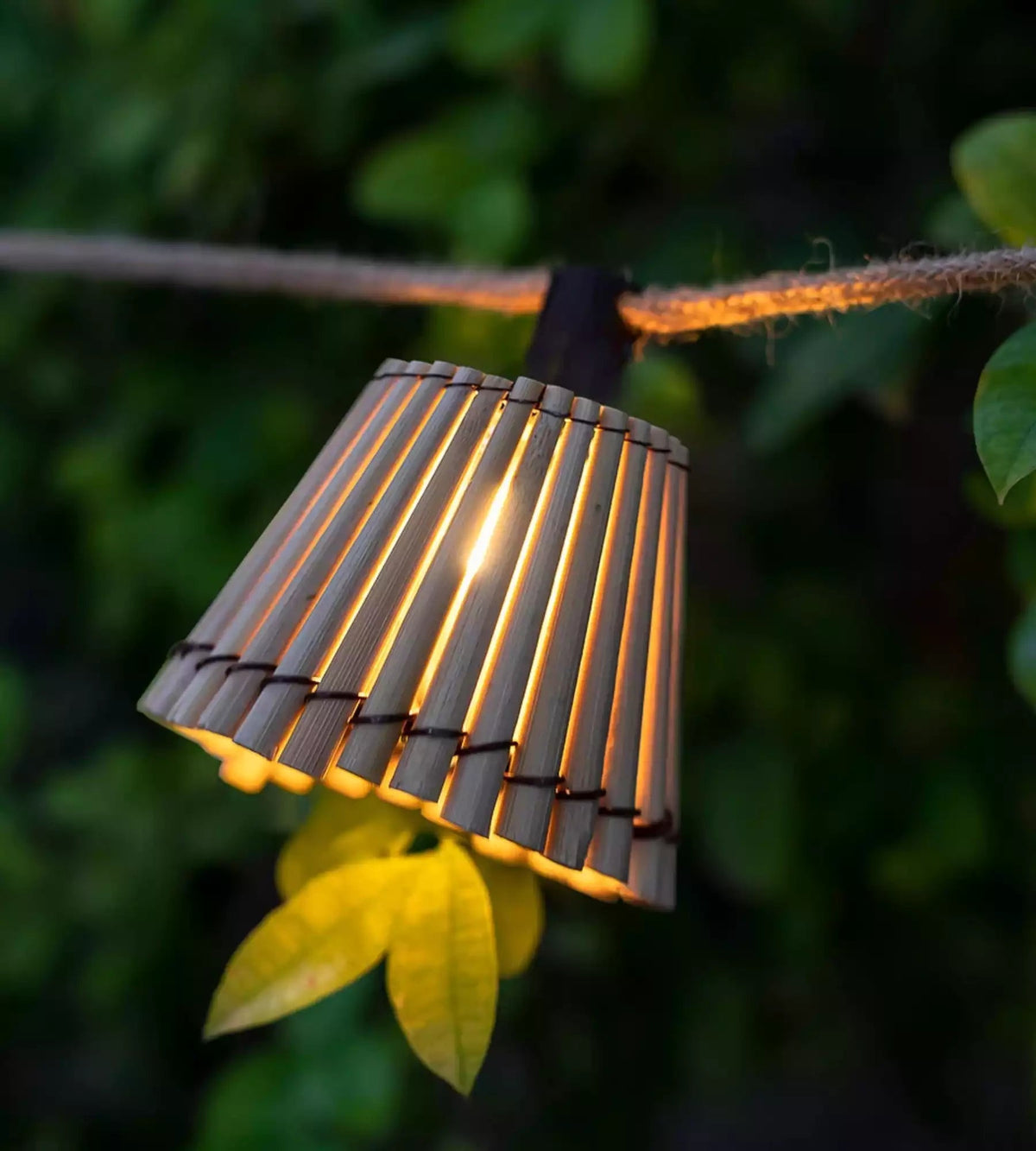 Guirlande lumineuse solaire OKINAWA - Style bois asiatique - 10 lampes - Lumihome