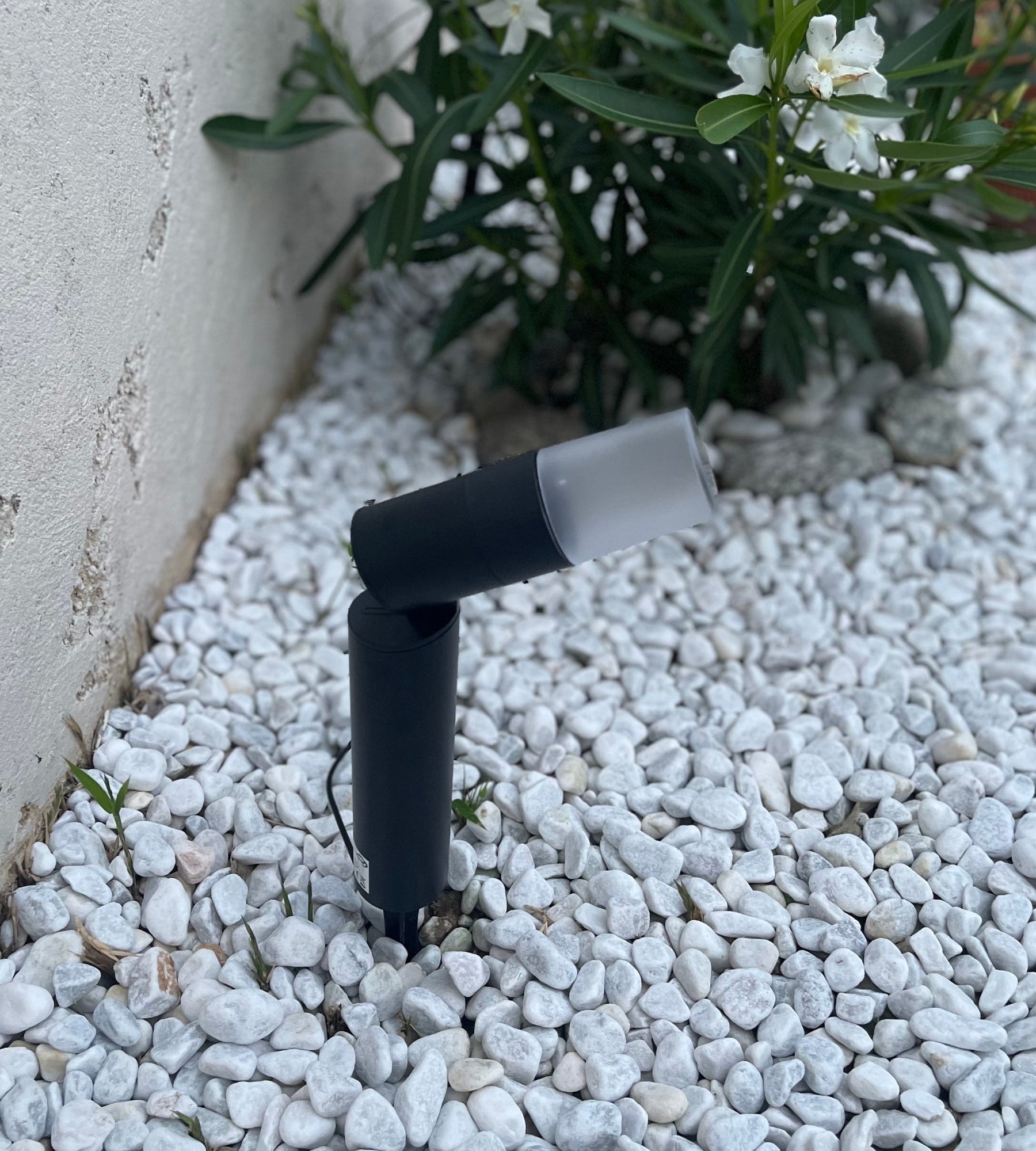 Kit de 2 spots piquets solaires RUBY - Lumihome