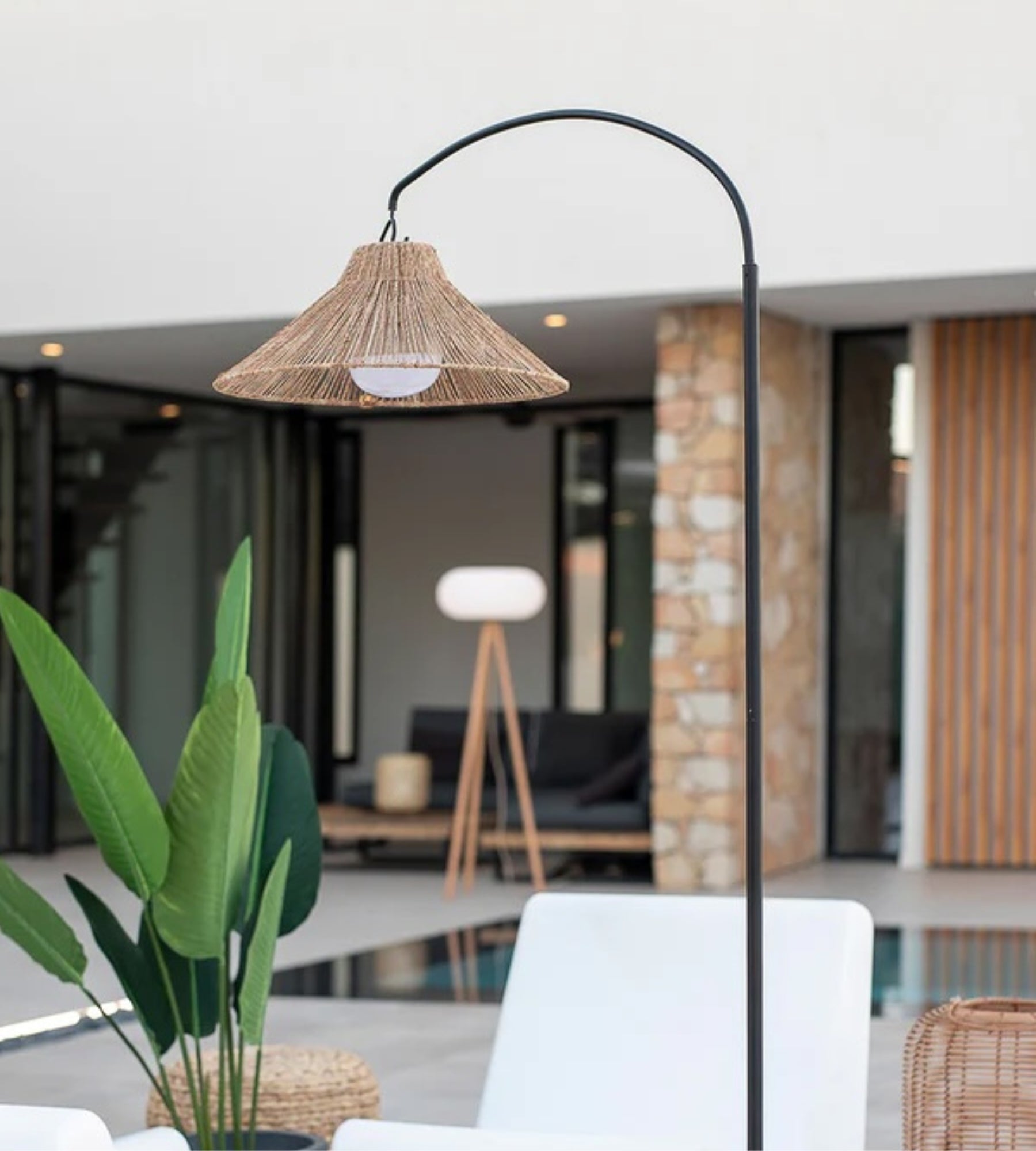 Aufladbare Stehleuchte mit Schirm NIZA - Naturdesign - Innen- und Außenbereich - Lumihome