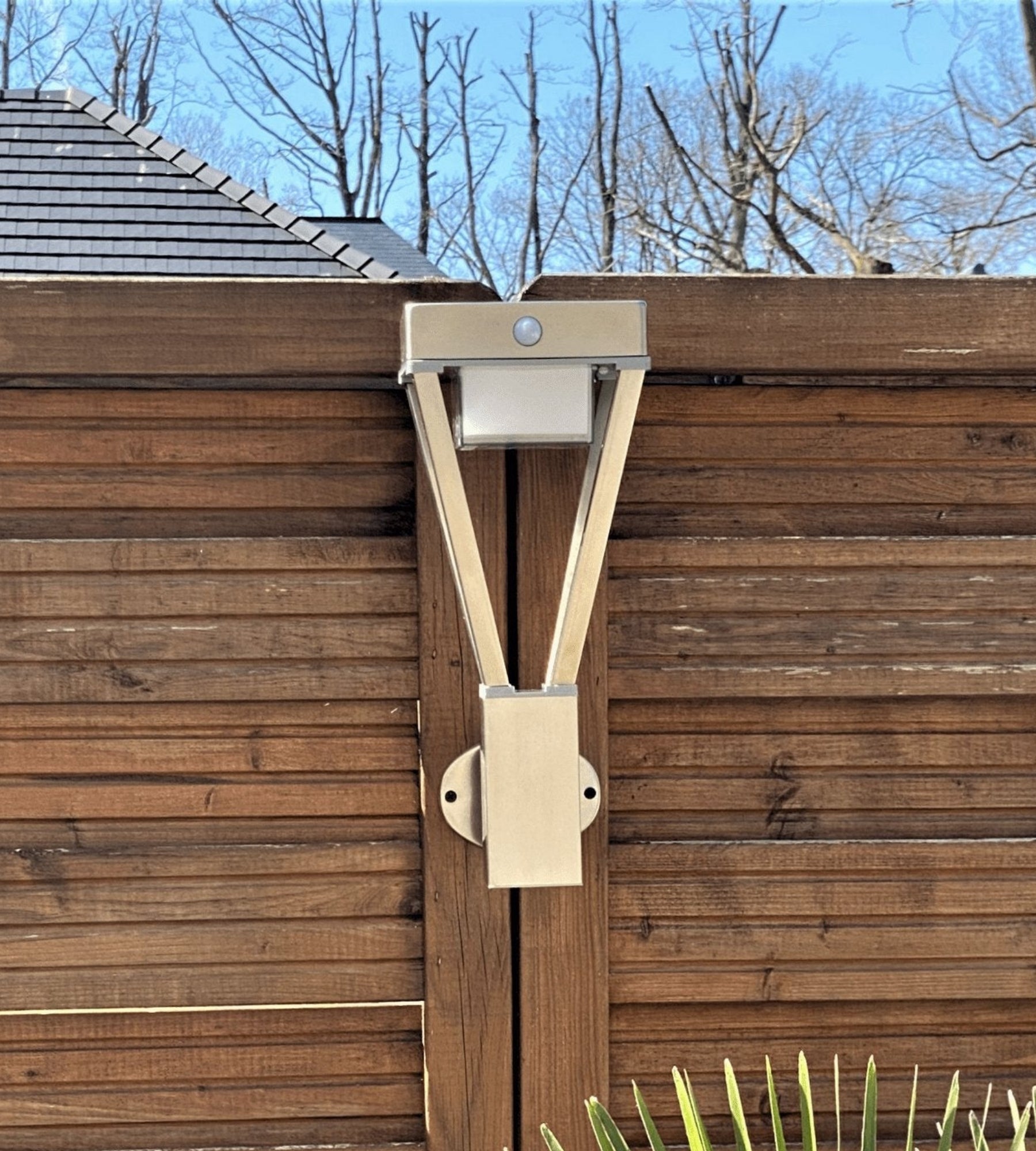 LUXOR solar-powered outdoor Led wall lamp - Motion detector - 3 lighting modes 75 to 600 lumens