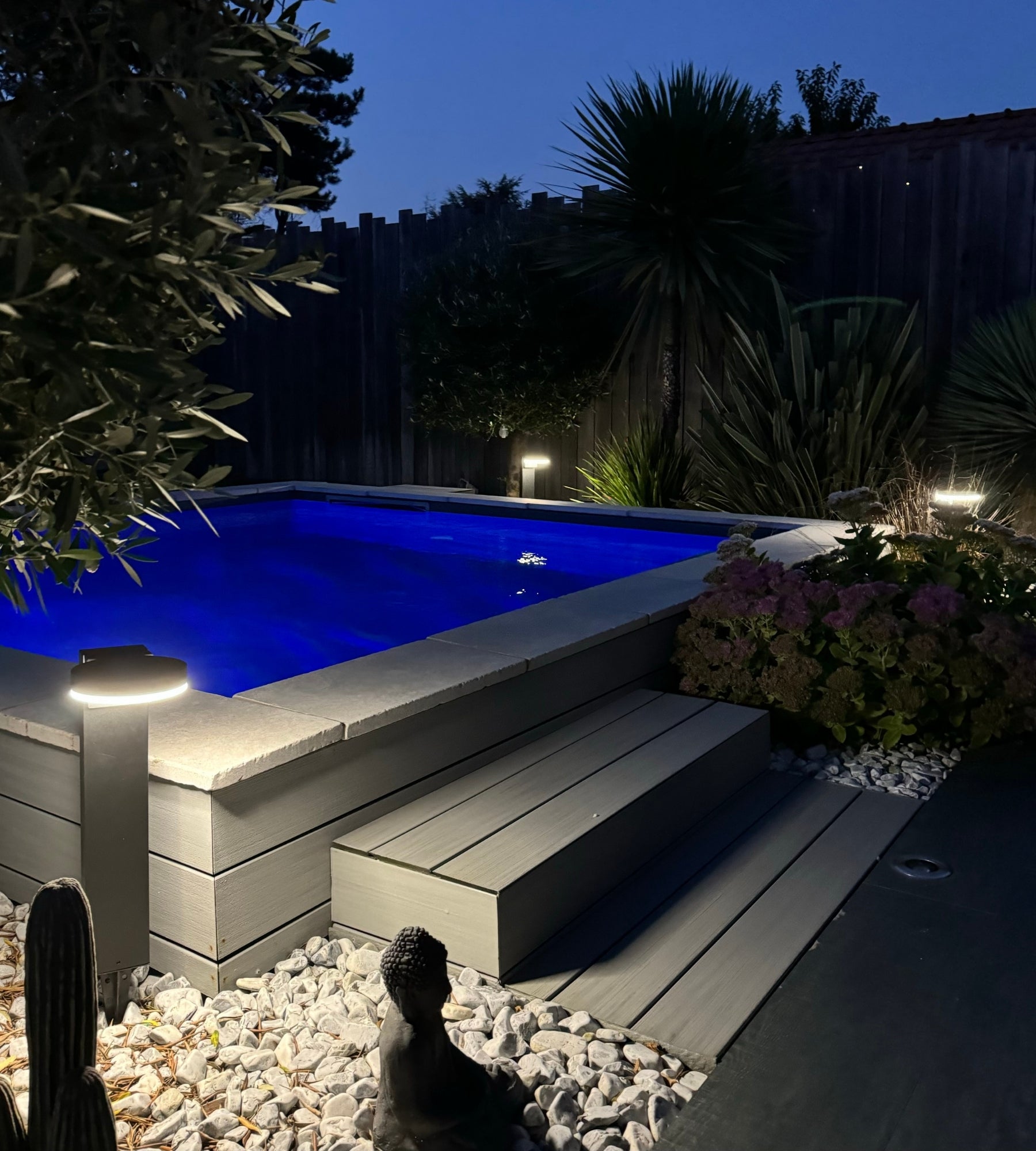 DAYTONA solar Led bollard - Motion detector - 3 lighting modes 100 to 1000 lumens - Lumihome