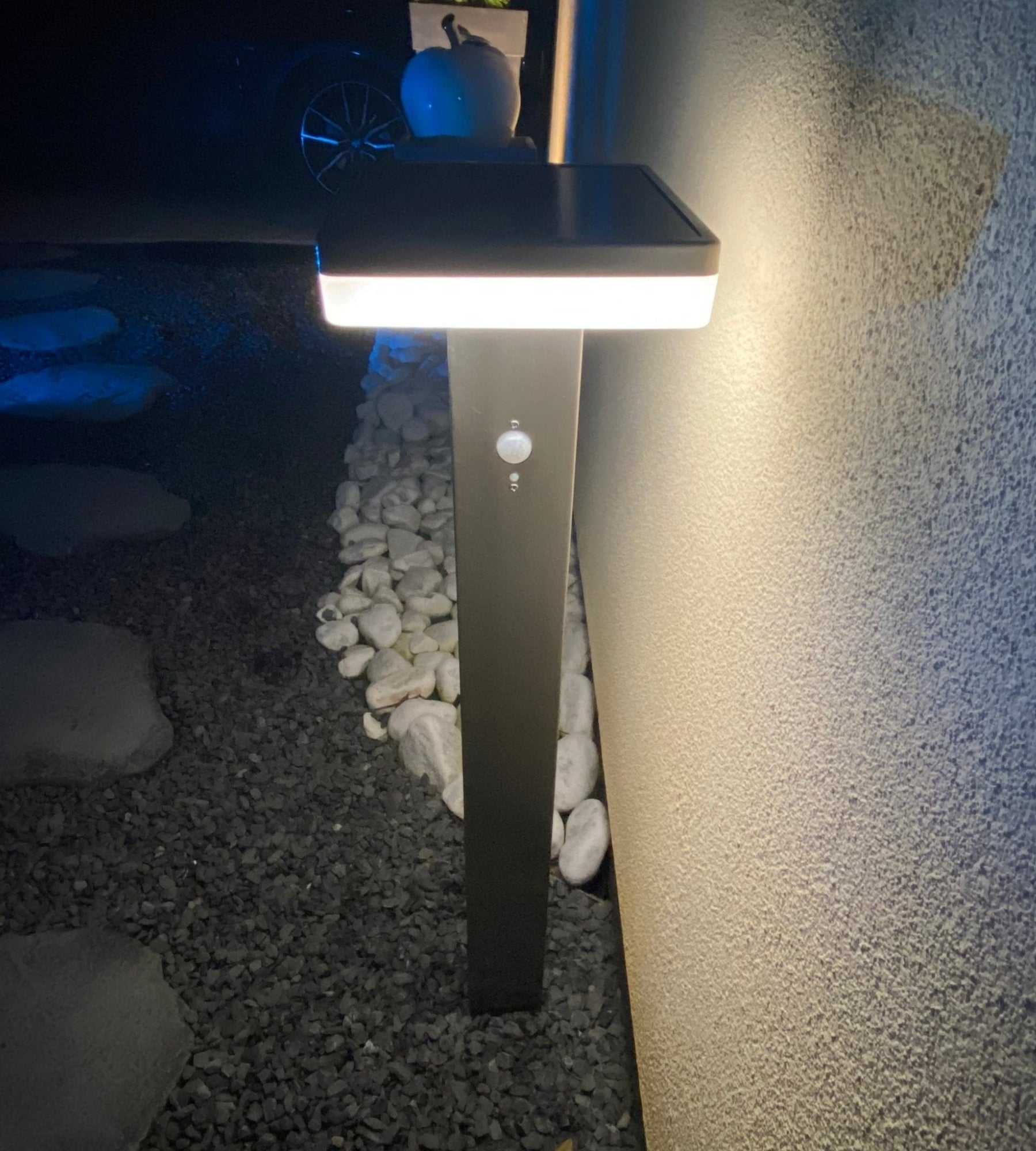 SUN-1000 solar LED bollard - Motion detector - 3 lighting modes 150 to 1000 lumens