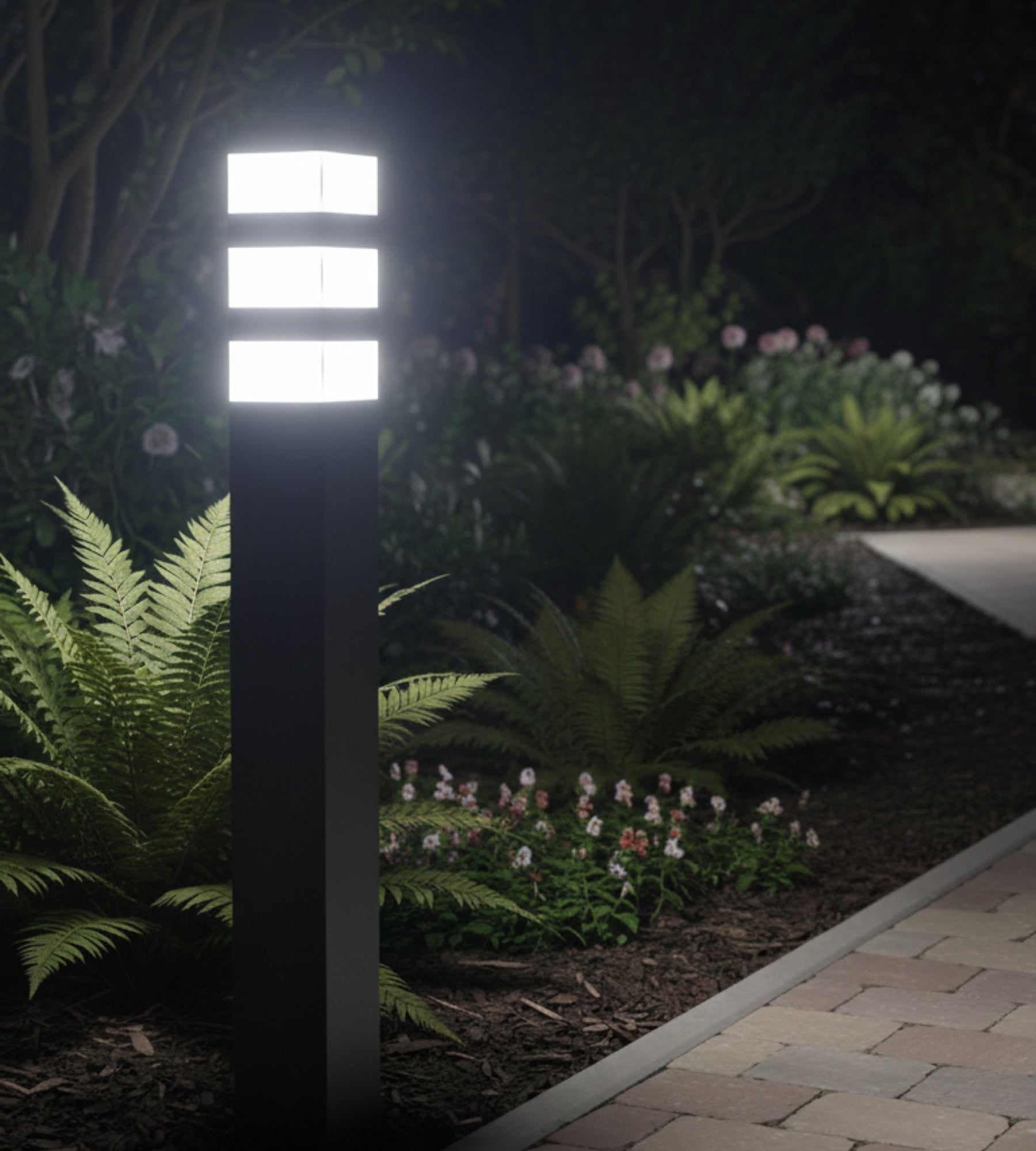 Pyramid Bollard 1500 lumens - 48 LEDs - 230V - Height 80cm - Lumihome