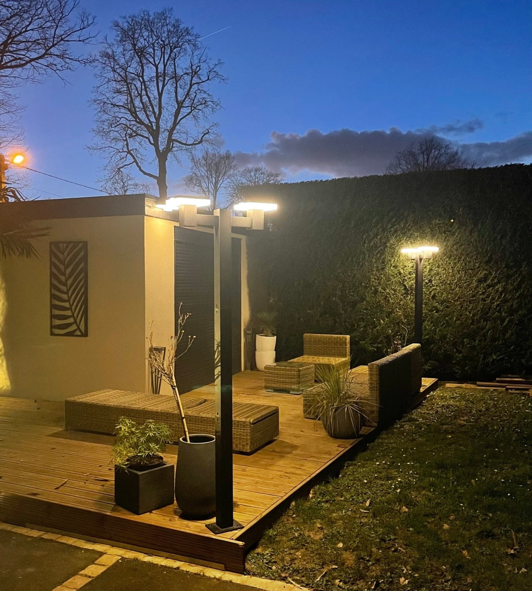 SUN-2000 Led solar floor lamp - Adjustable height 1.20m or 2m - 200 to 2000 lumens - Remote controllable