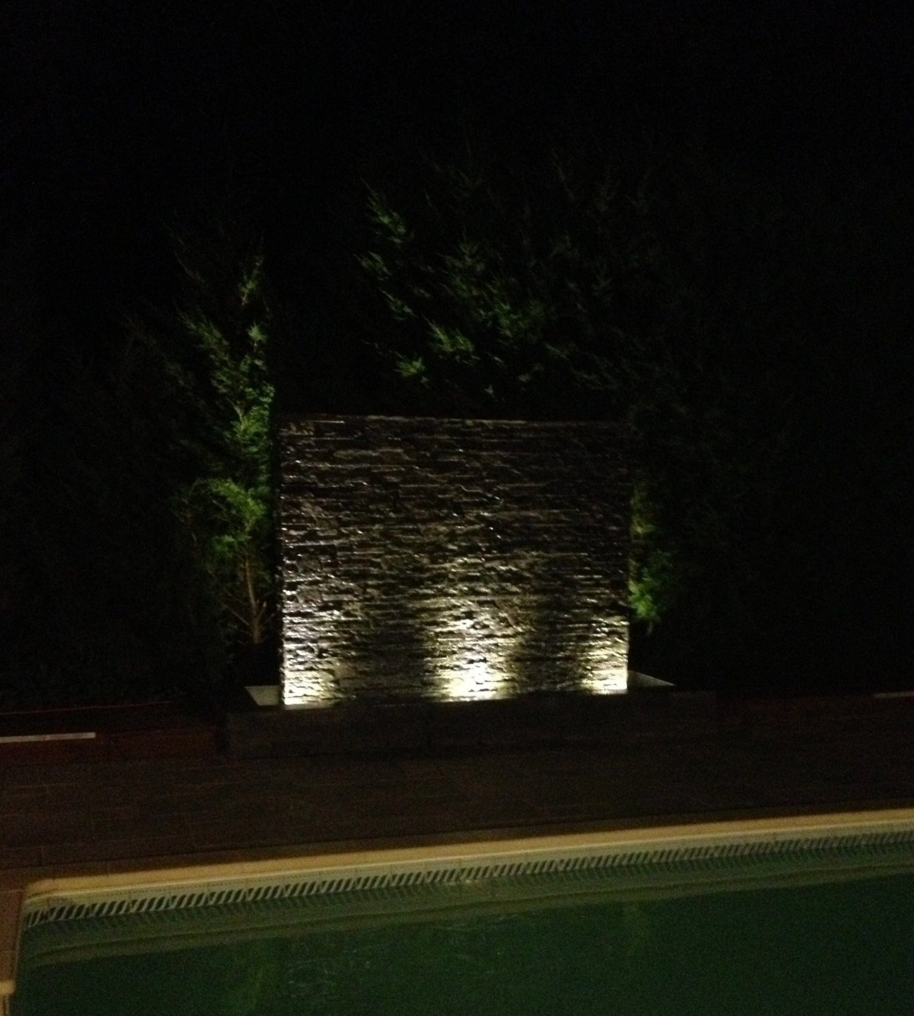 Led Fountain Spotlight RGB+CCT LoRa range - 12-24V AC/DC - Remote controlled