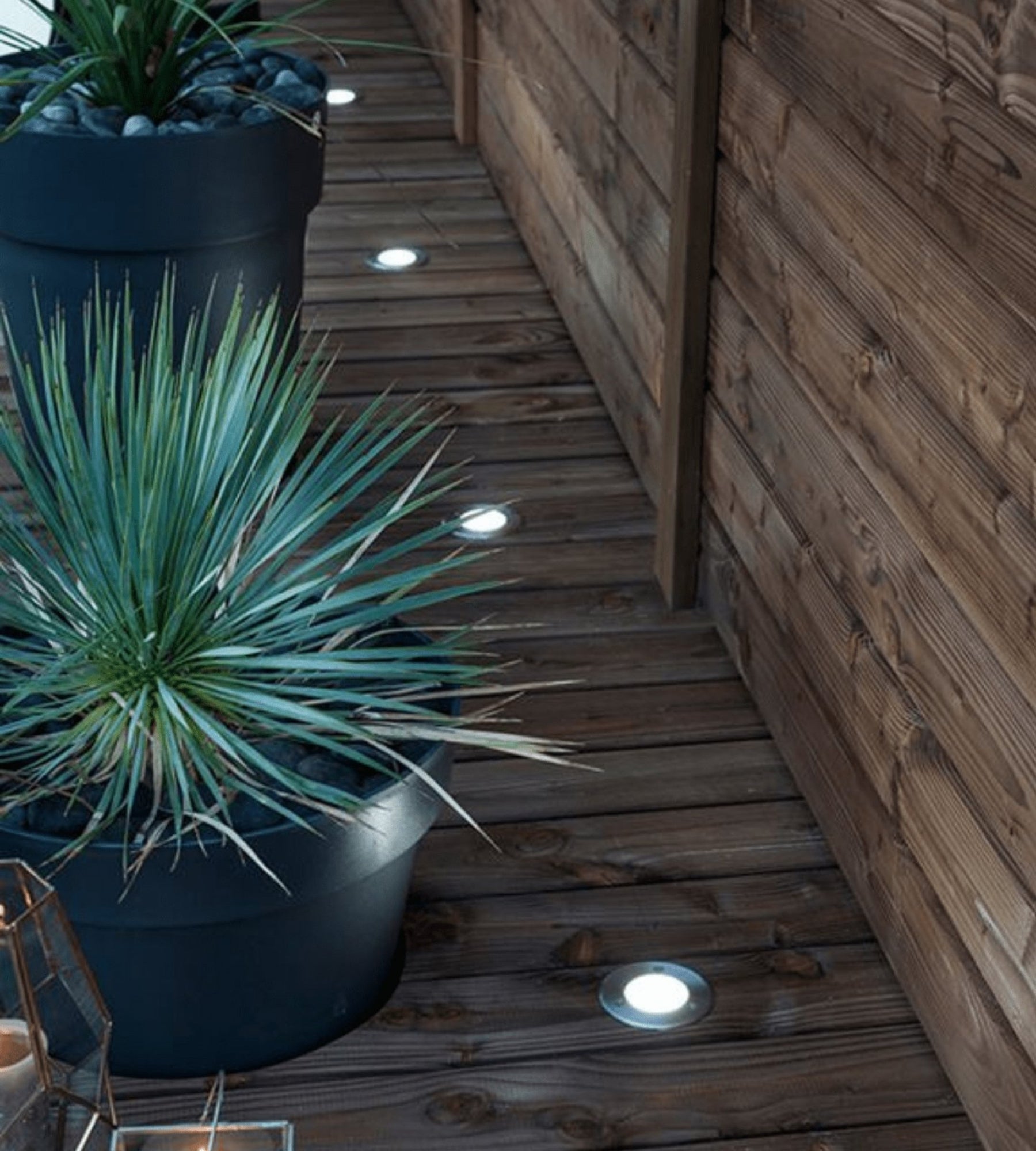 Built-in LED spotlight diameter 10cm - 230V - 500 lumens