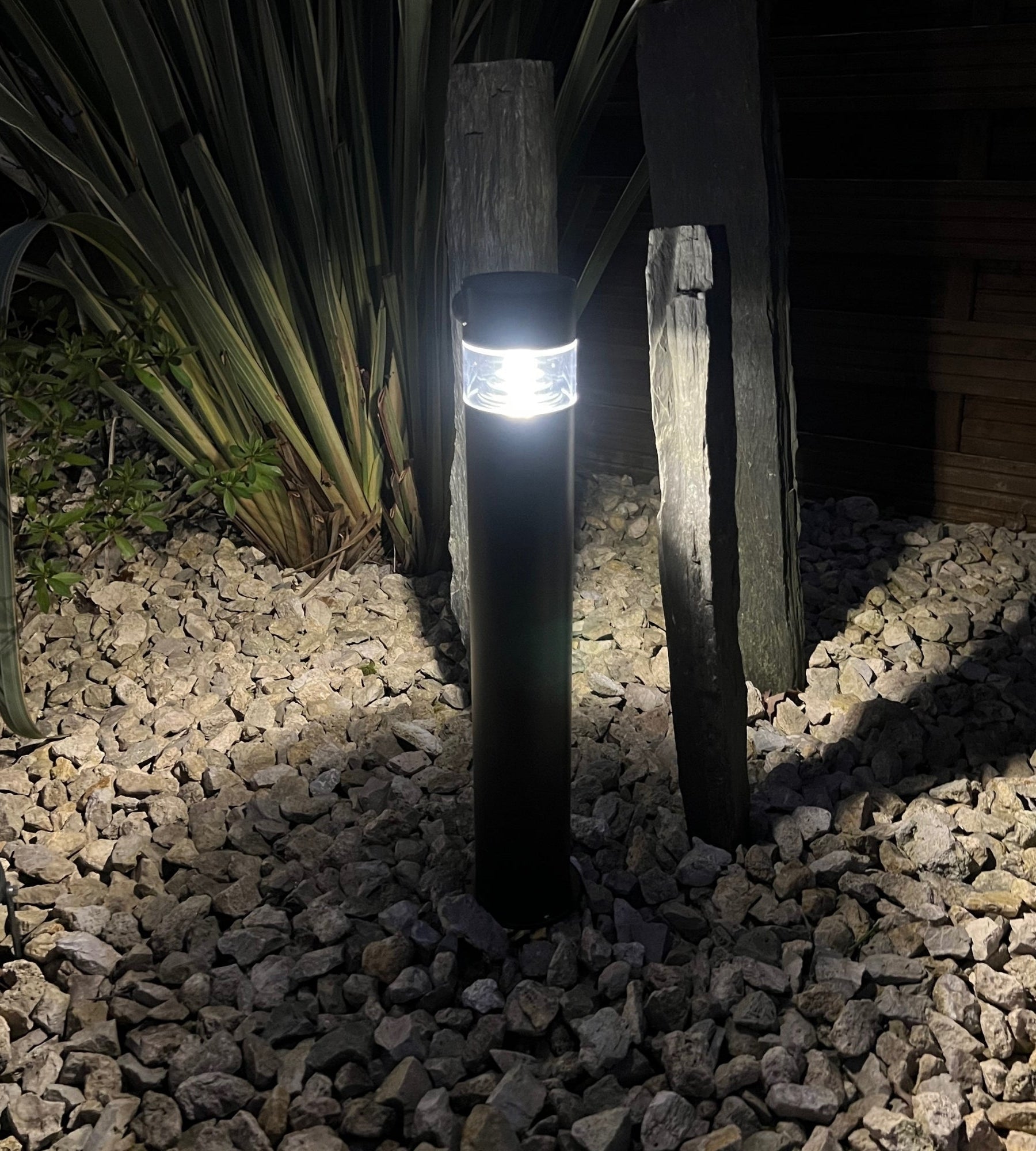 Lámpara exterior led solaire ORION - Para plantar - Altura 50 cm - De 75 a 150 lúmenes - Lumihome