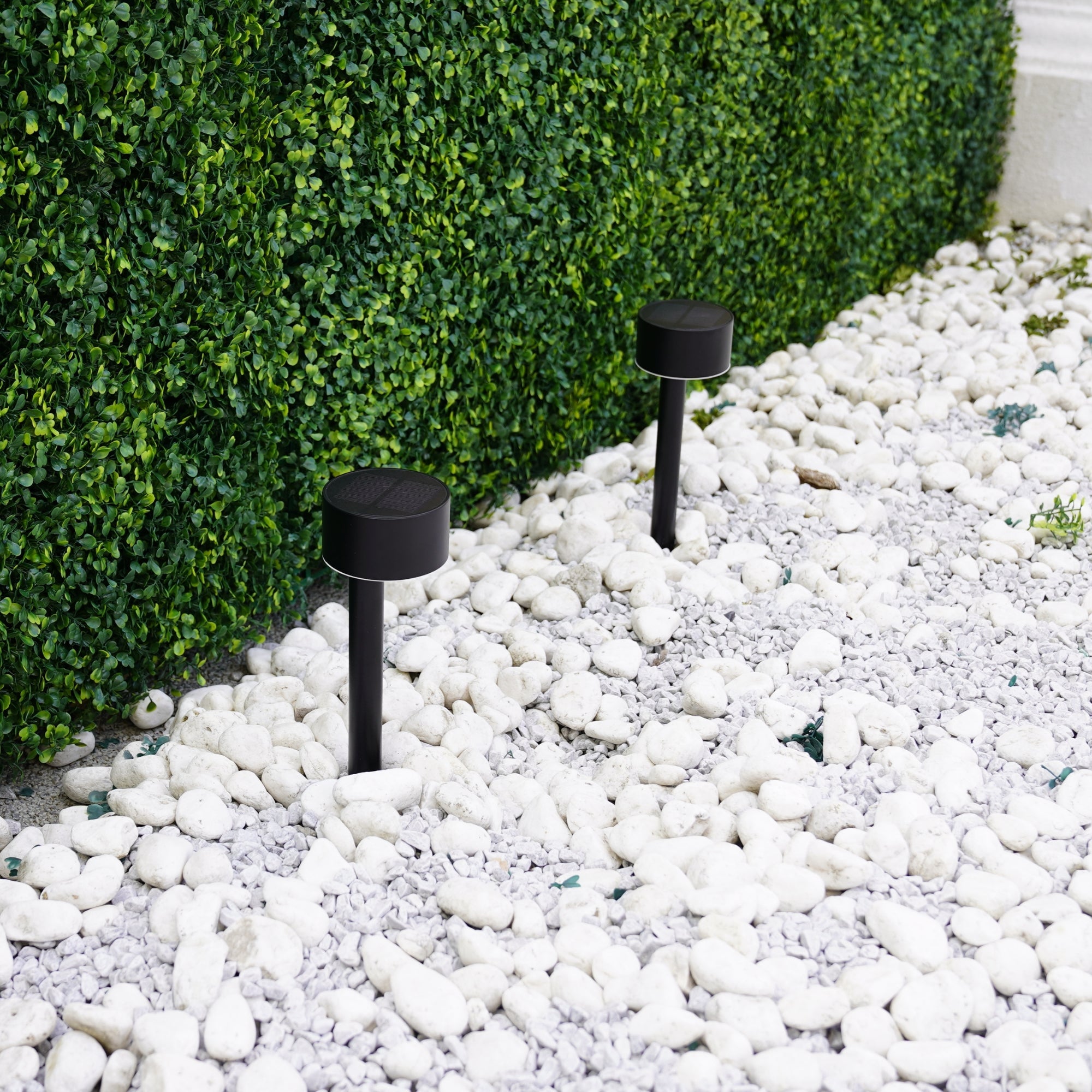 QUEEN Faro solare a led - Da piantare - Altezza 24cm - 100 lumen - Lumihome