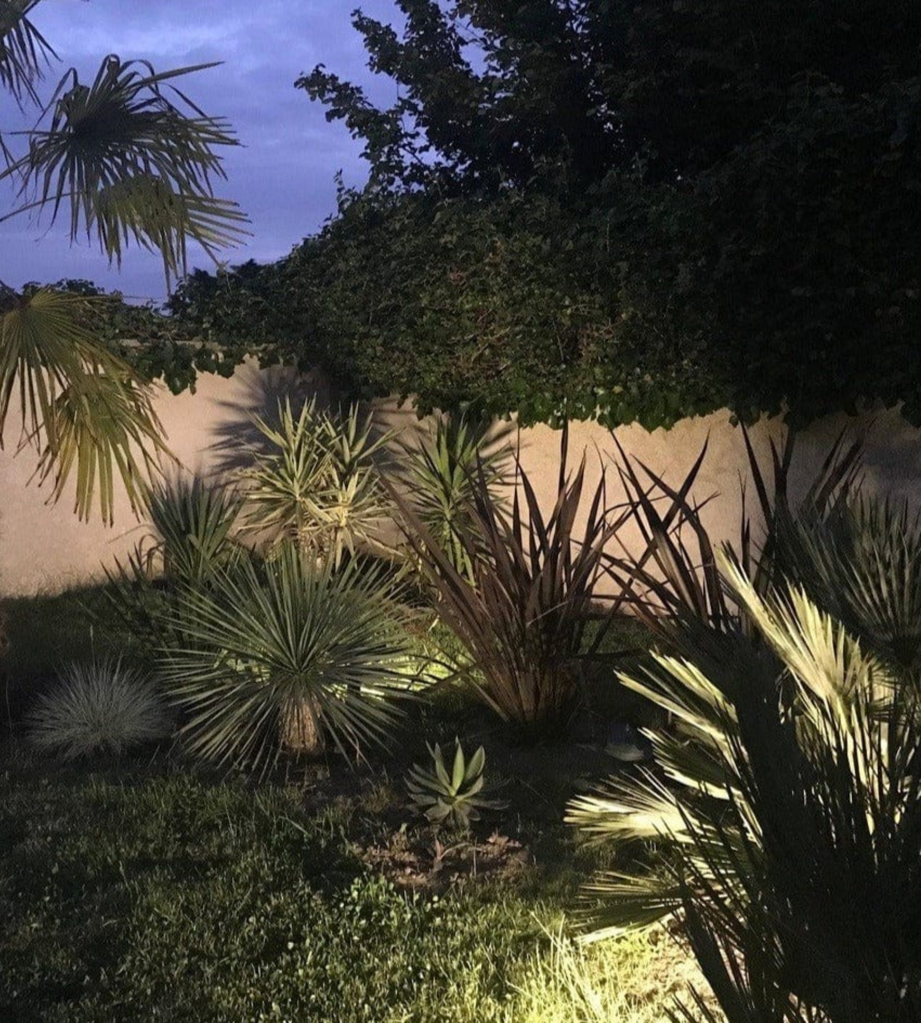 solare LED ultrapotente POWER-2000 - Rilevatore di movimento - 3 modalità di illuminazione da 200 a 1800 lumen