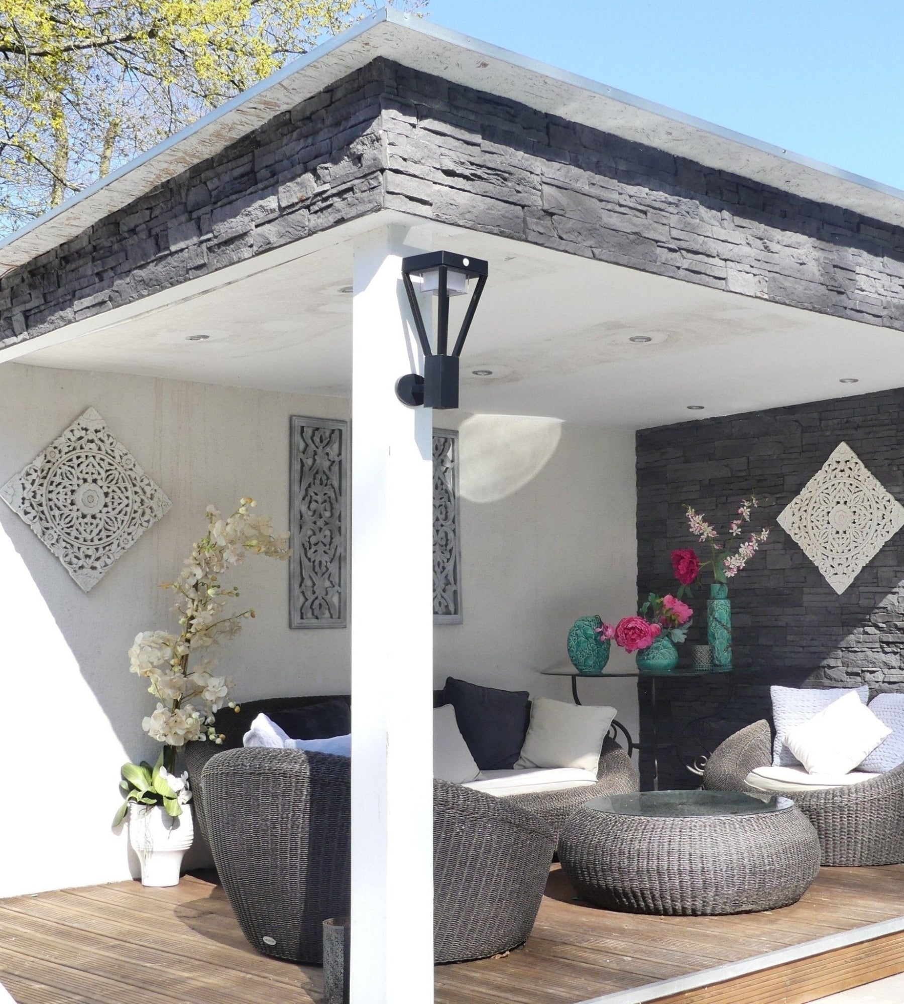 LUXOR candeeiro de parede LED solar para exterior - Detetor de movimento - 3 modos de iluminação 75 a 600 lúmens