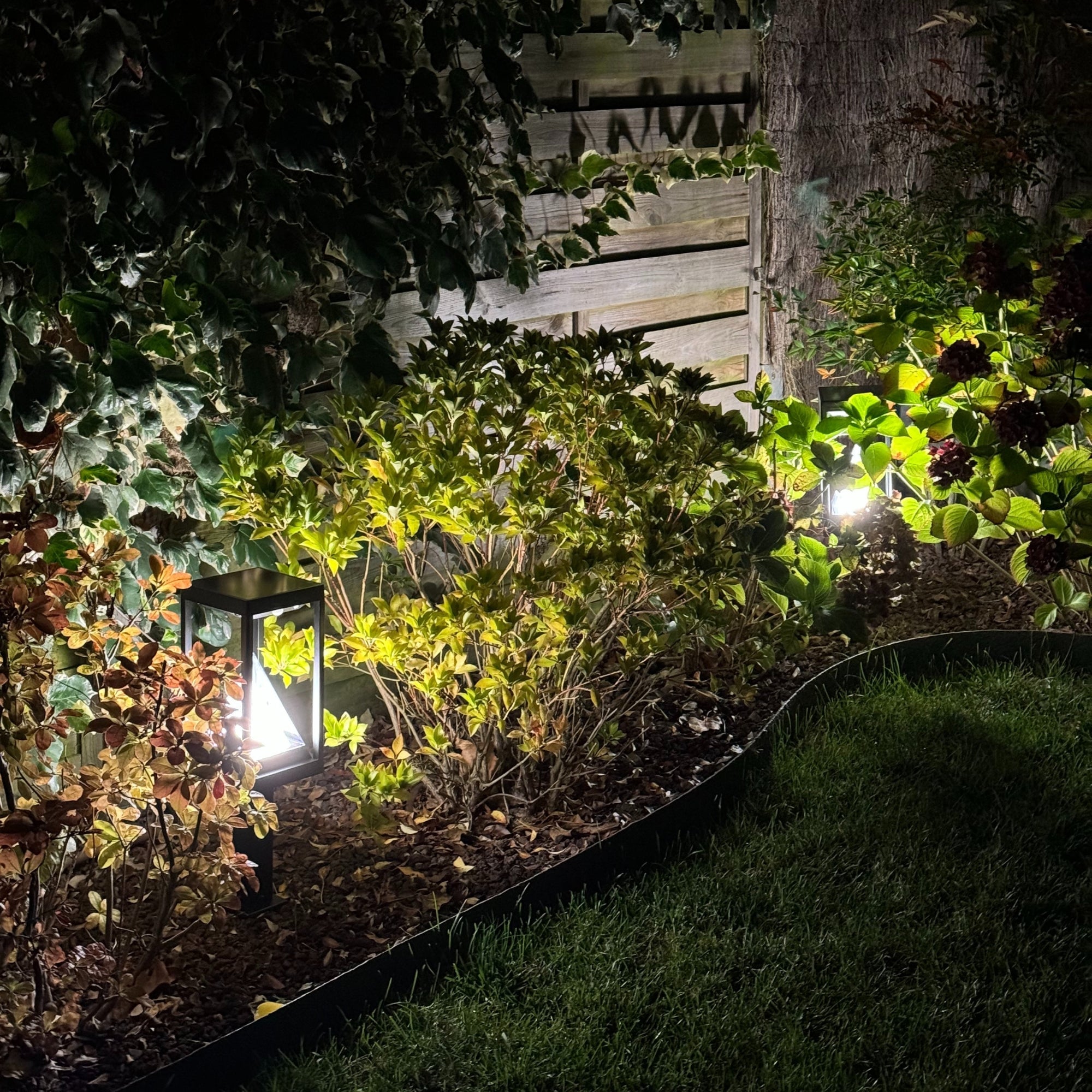 Lampada solar LED KEOPS - Detetor de movimento - 3 modos de iluminação 75 a 600 lúmens - Lumihome