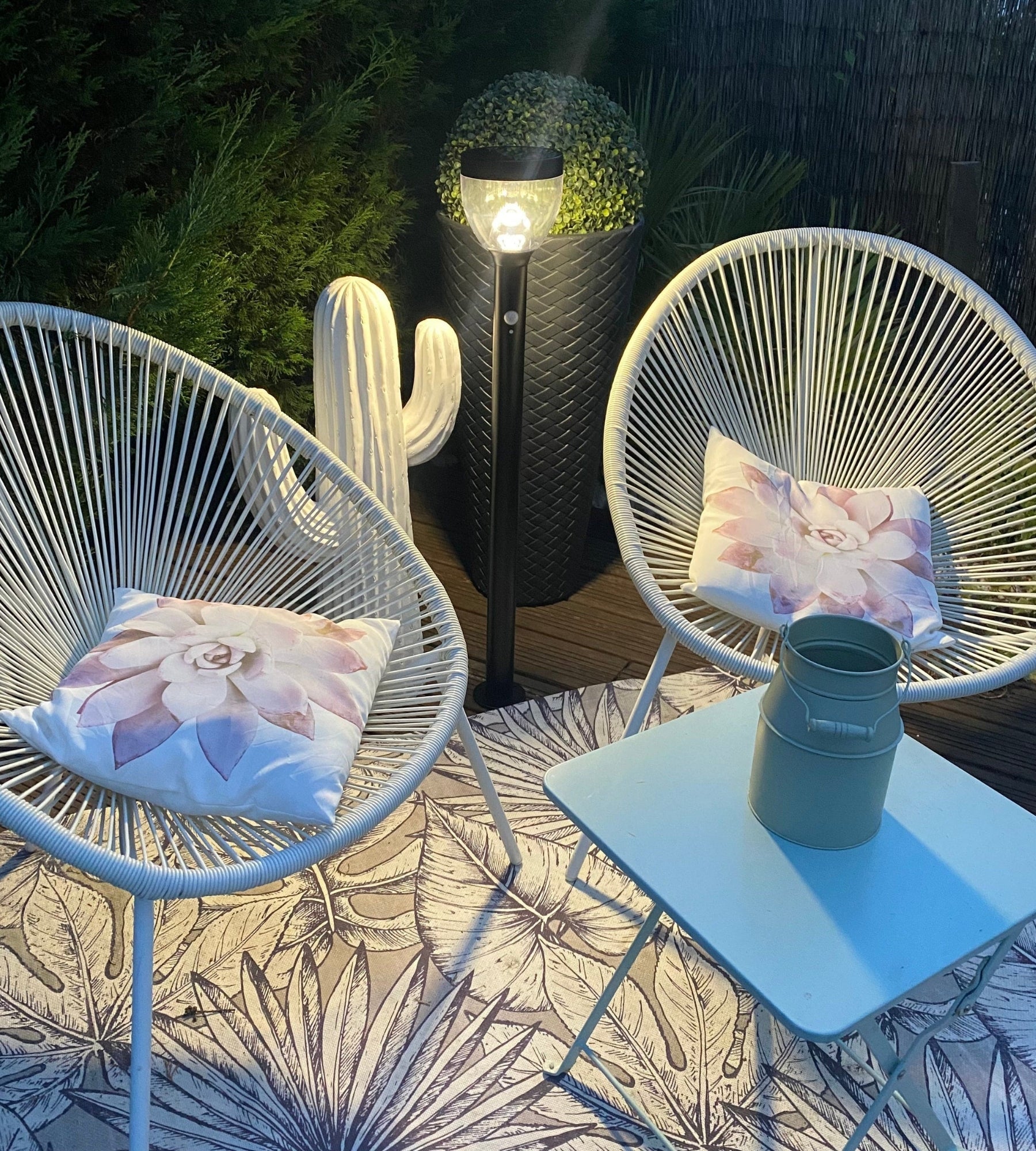 Lampada solar preto LUNA - Detetor de movimento - 3 modos de iluminação de 75 a 600 lúmens - Lumihome