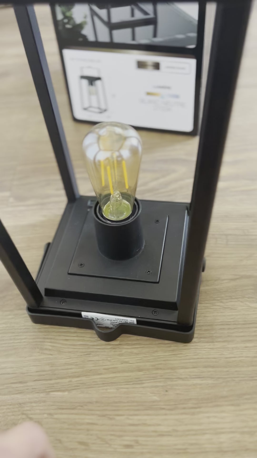 Remplacement d’ampoule : vue de lanterne