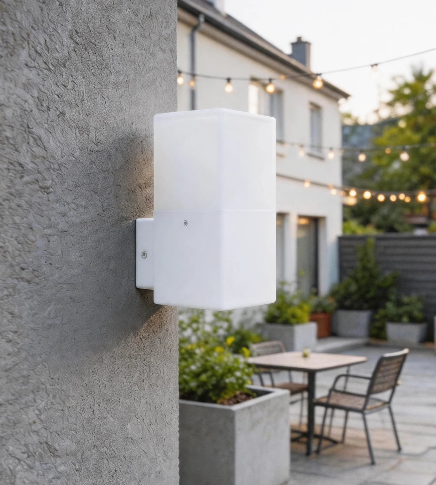 Applique extérieure FIGO - 230V - Ampoule E27 non incluse