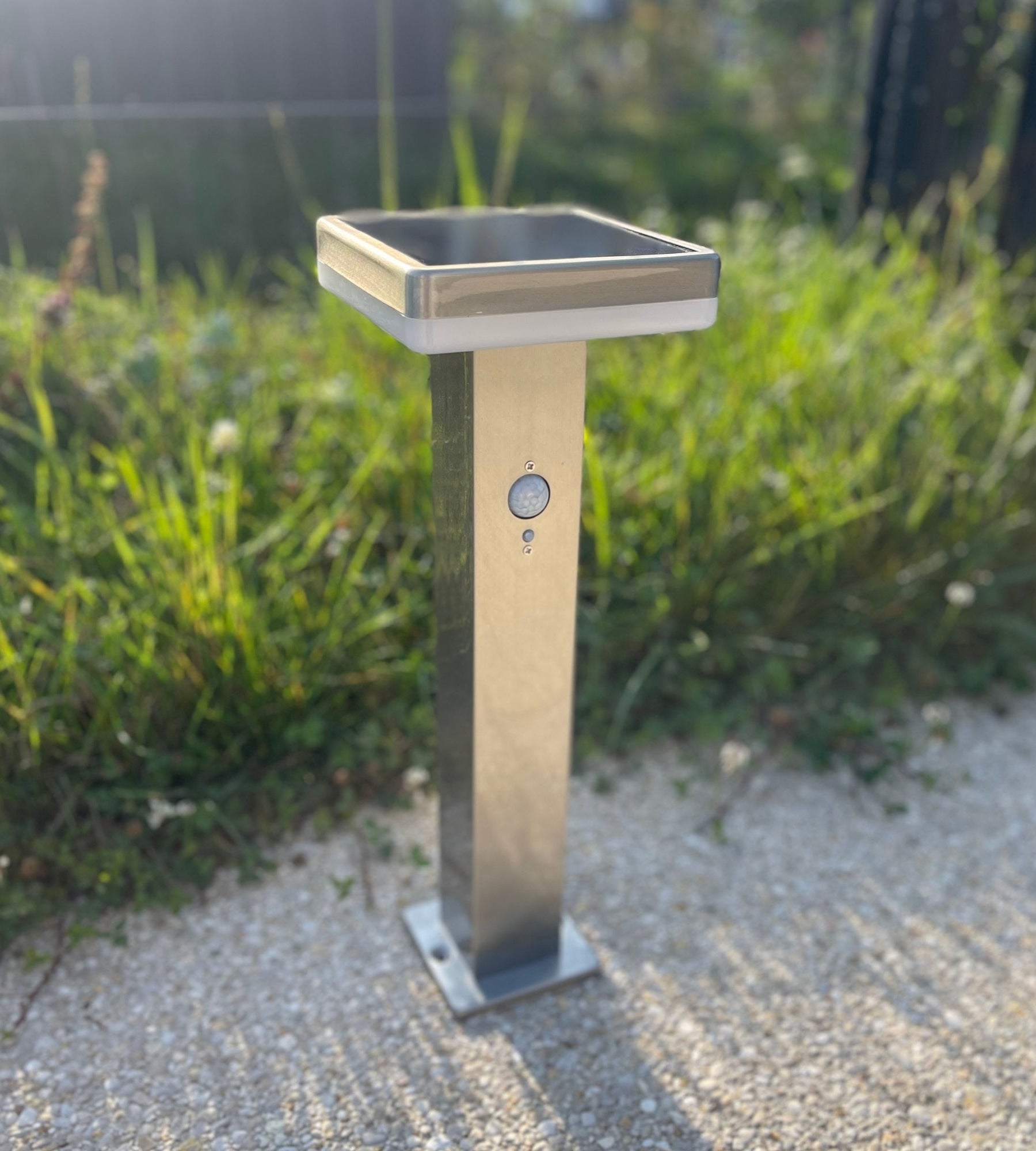 Borne Led solaire SPELLO - Lumihome