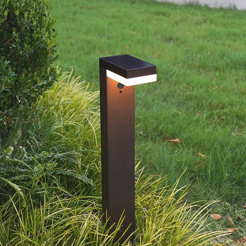 Borne Led Solaire VENUS - Détecteur de mouvements - 3 modes d'éclairage 100 à 1000 lumens - Lumihome