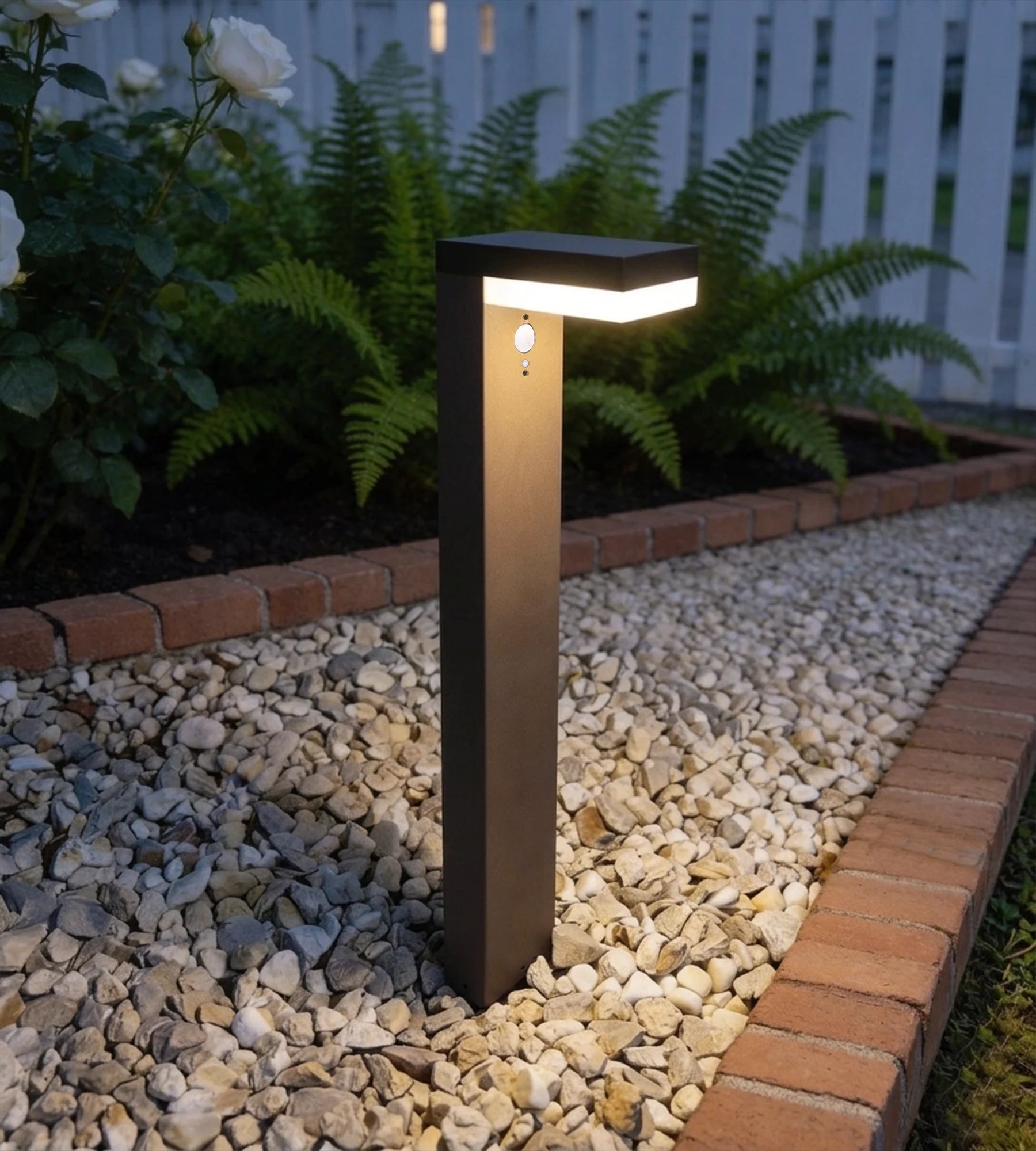 Borne Led Solaire VENUS - Détecteur de mouvements - 3 modes d'éclairage 100 à 1000 lumens