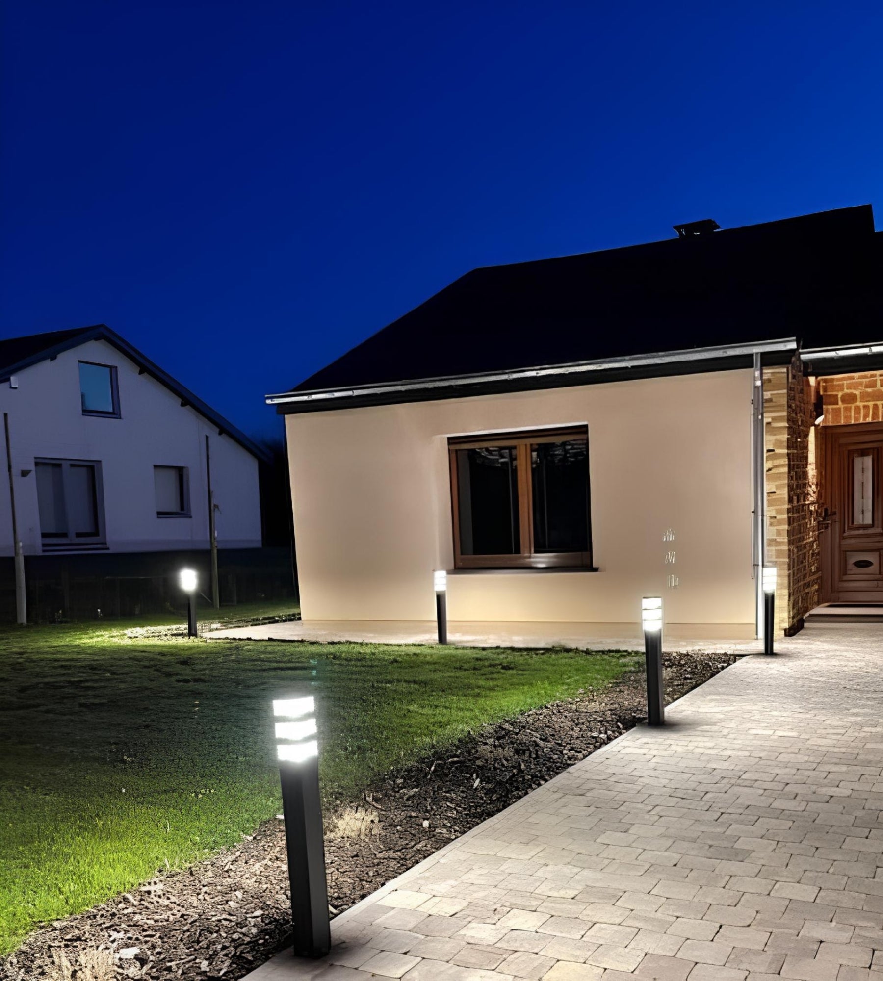 Borne Pyramide 48 Leds - 230V - Hauteur 80cm - 1500 lumens