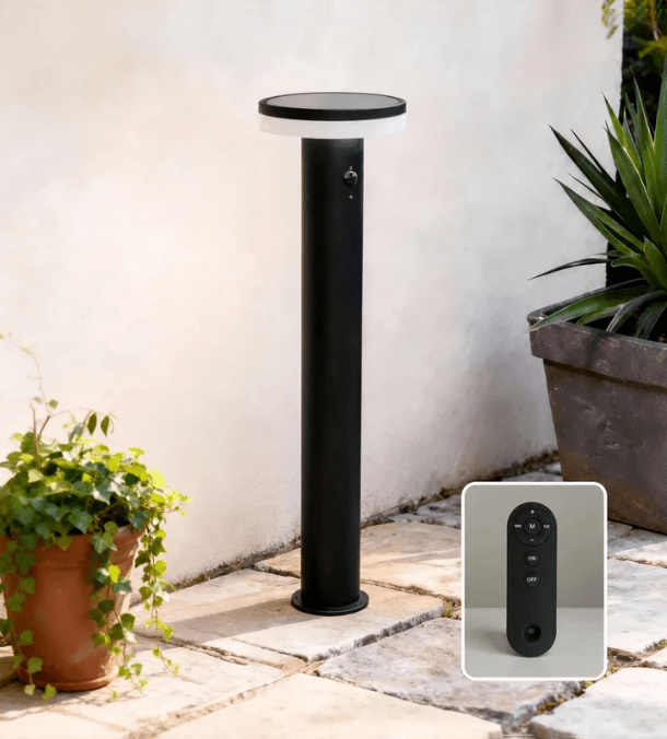 Borne solaire extérieure LED ALTO+ télécommandable avec détecteur - 3 modes d'éclairage 150 à 1000 lumens - Lumihome