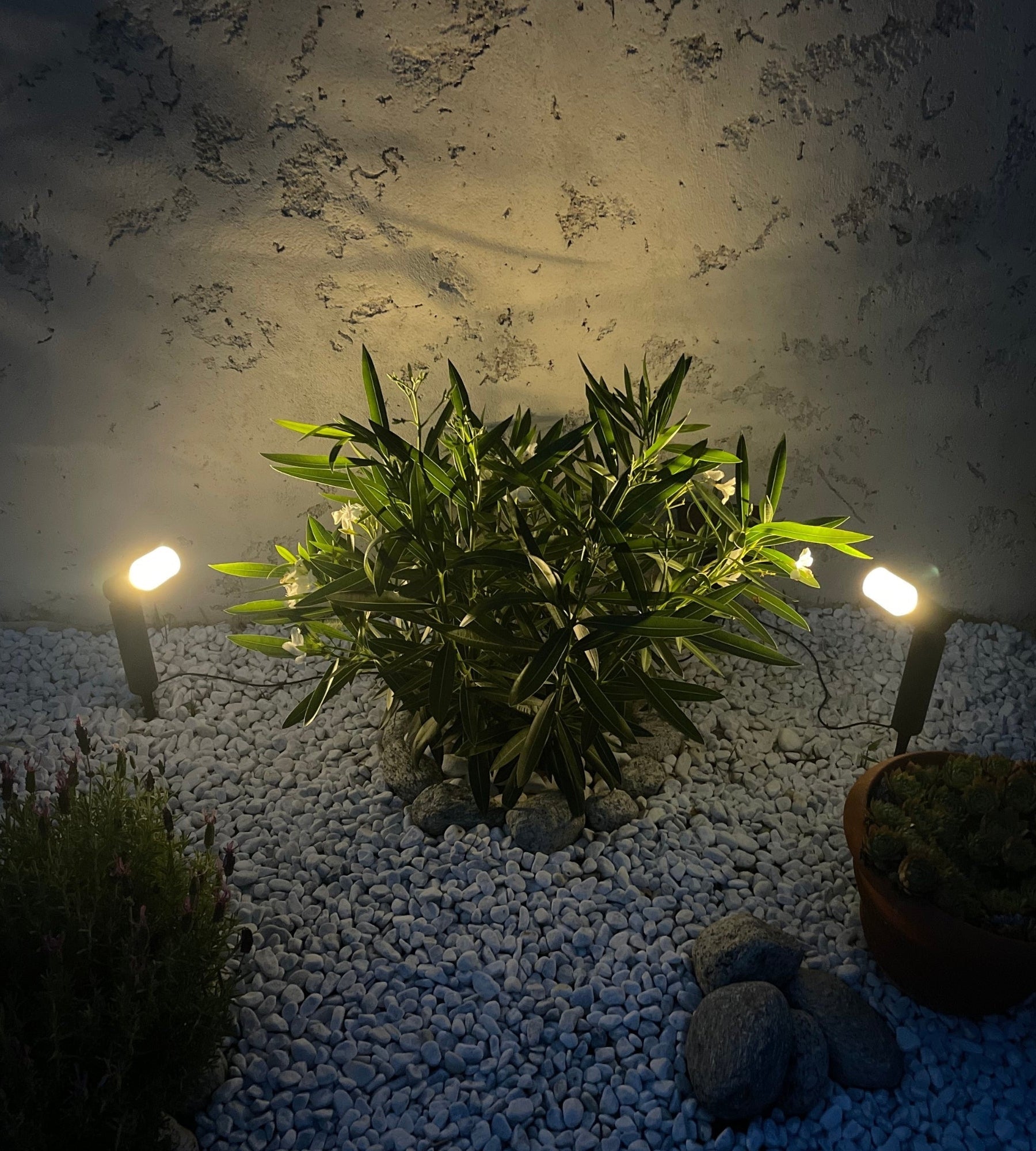Kit de 2 spots piquets solaires RUBY - Lumihome