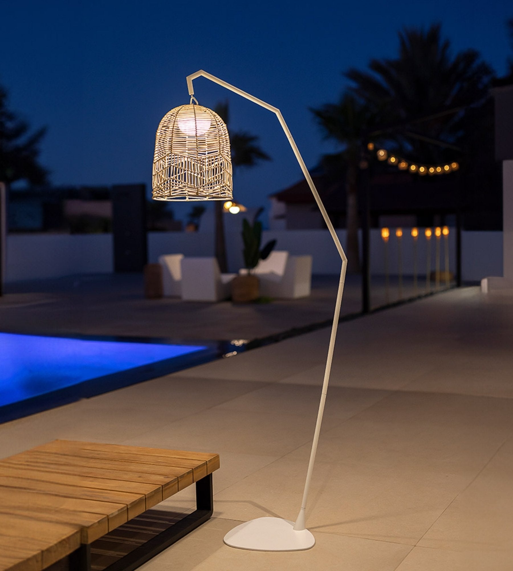 Lampadaire rechargeable avec abat - jour SANTORINI - Design Méditerranéen - Extérieur et Intérieur - Lumihome