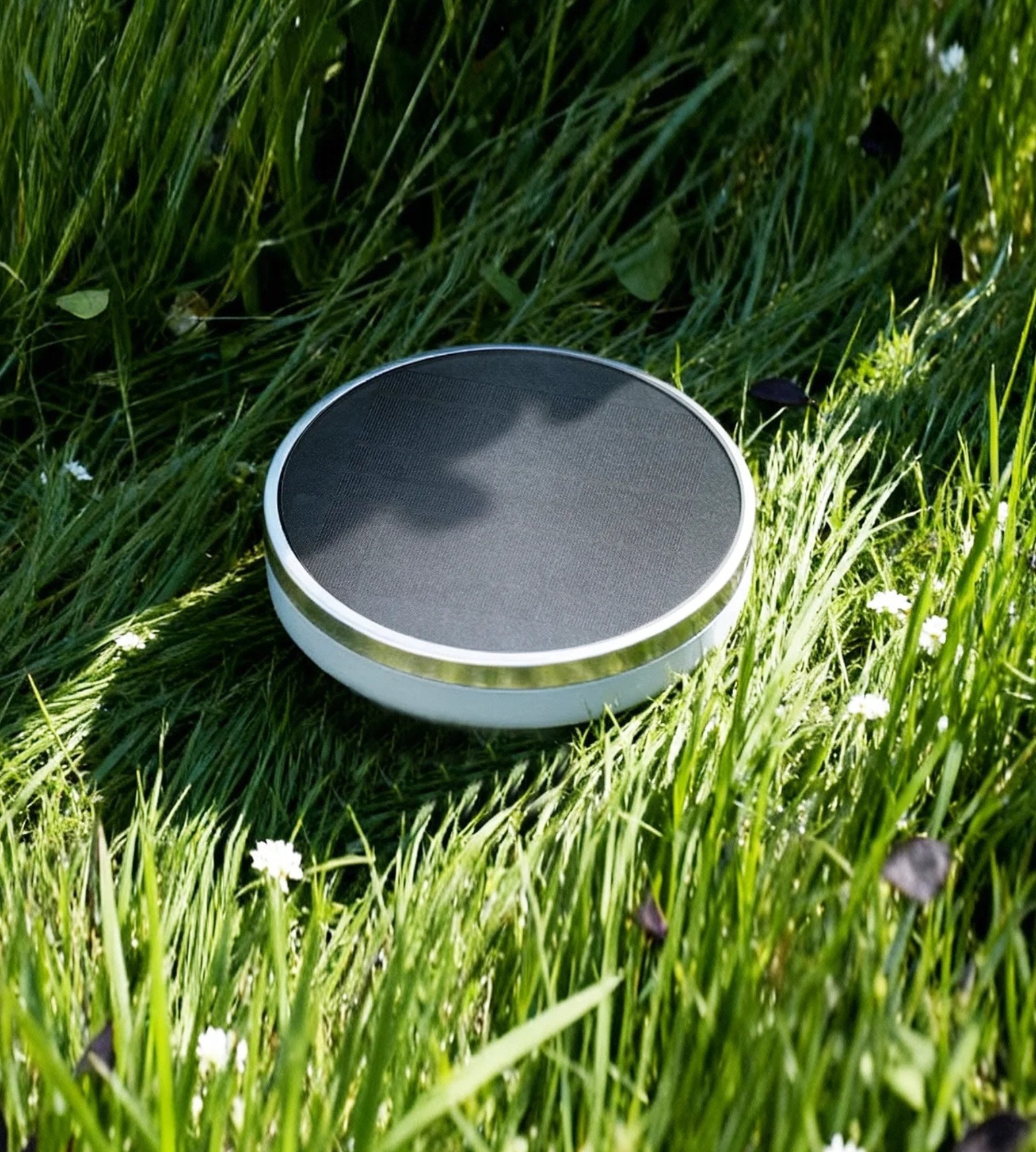 Lampe de table Led solaire NOMADE ronde - Batterie externe pour téléphone - Lumihome