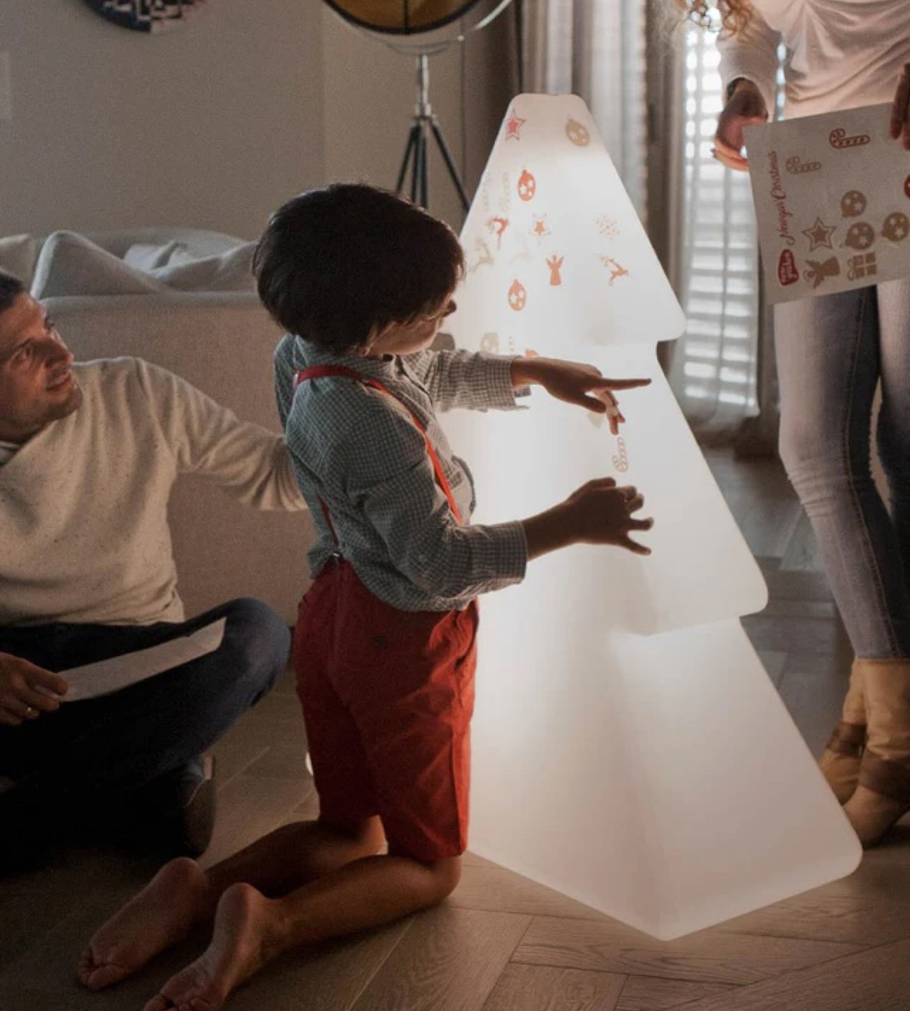 Lampe déco sapin de noël PINUS - 230V - Usage intérieur - Eclairage blanc chaud - Lumihome