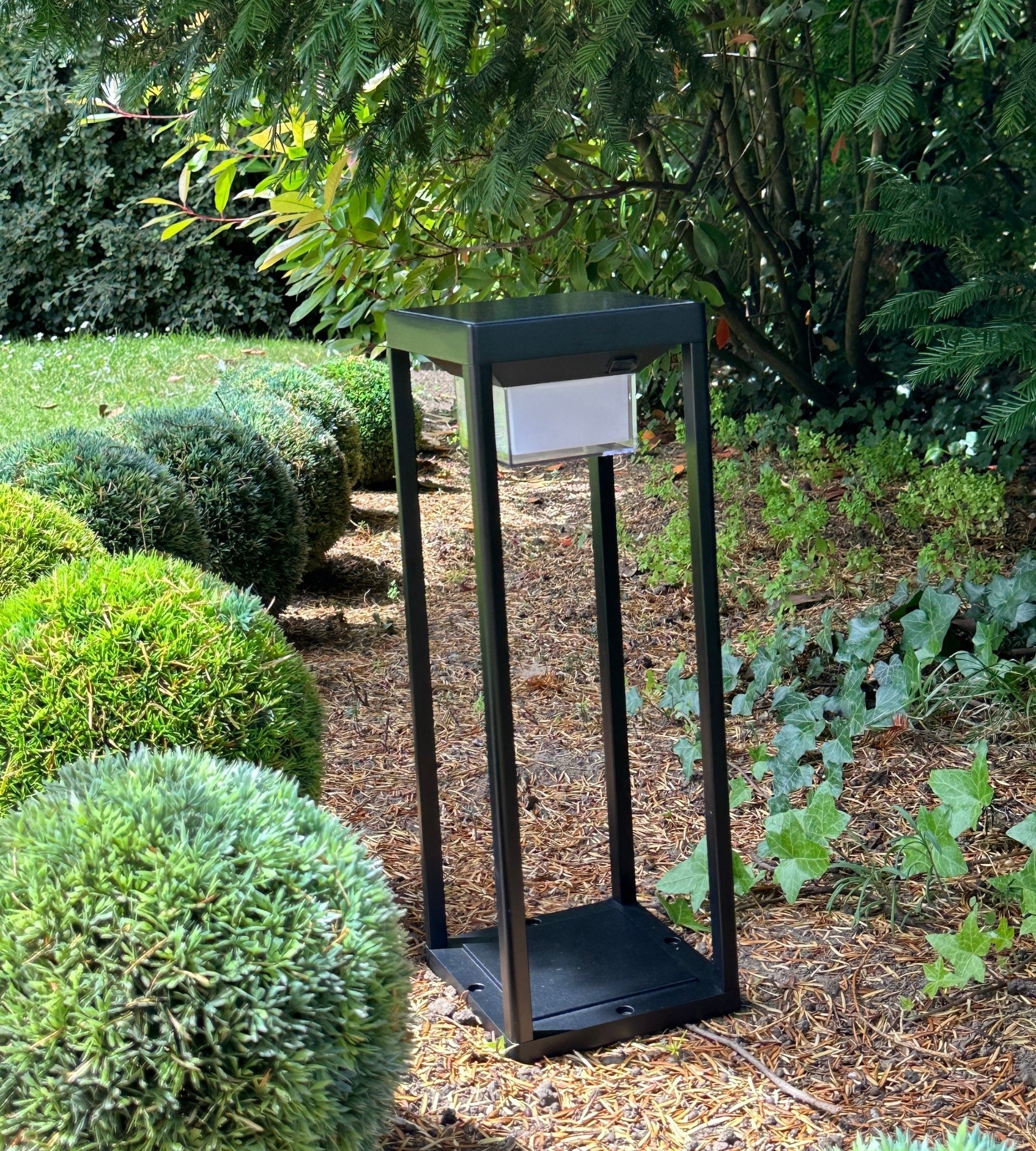 Lanterne Led solaire & Usb PICASSO - 3 modes d'éclairage de 75 à 600 lumens - Detecteur de mouvement - Lumihome