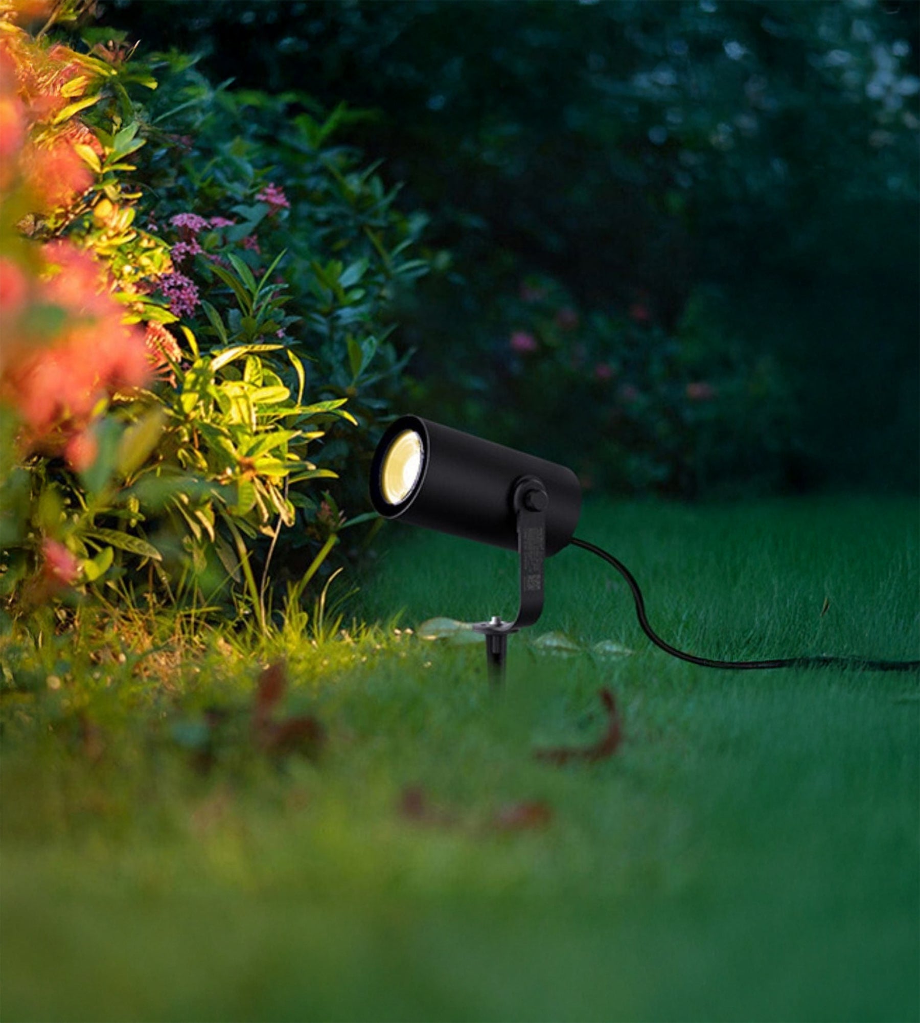 Spot piquet connecté RGB/CCT - 1100 lumens - 230V - Télécommandable