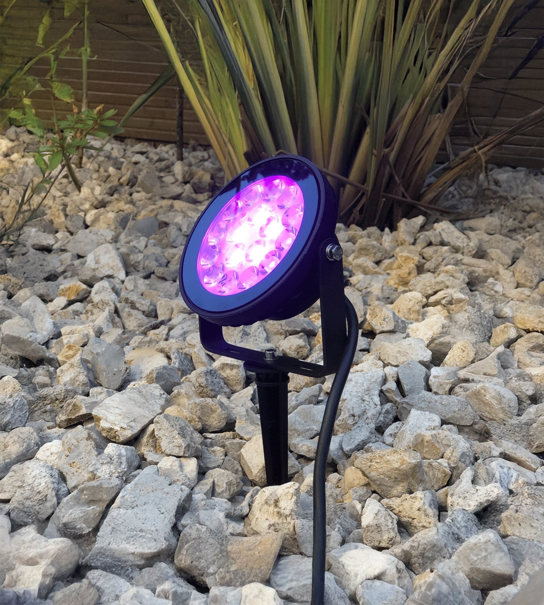 Spot piquet connecté RGB/CCT 9W - FUTC02 - 230V -  Ø 13.3 cm -  Télécommandable