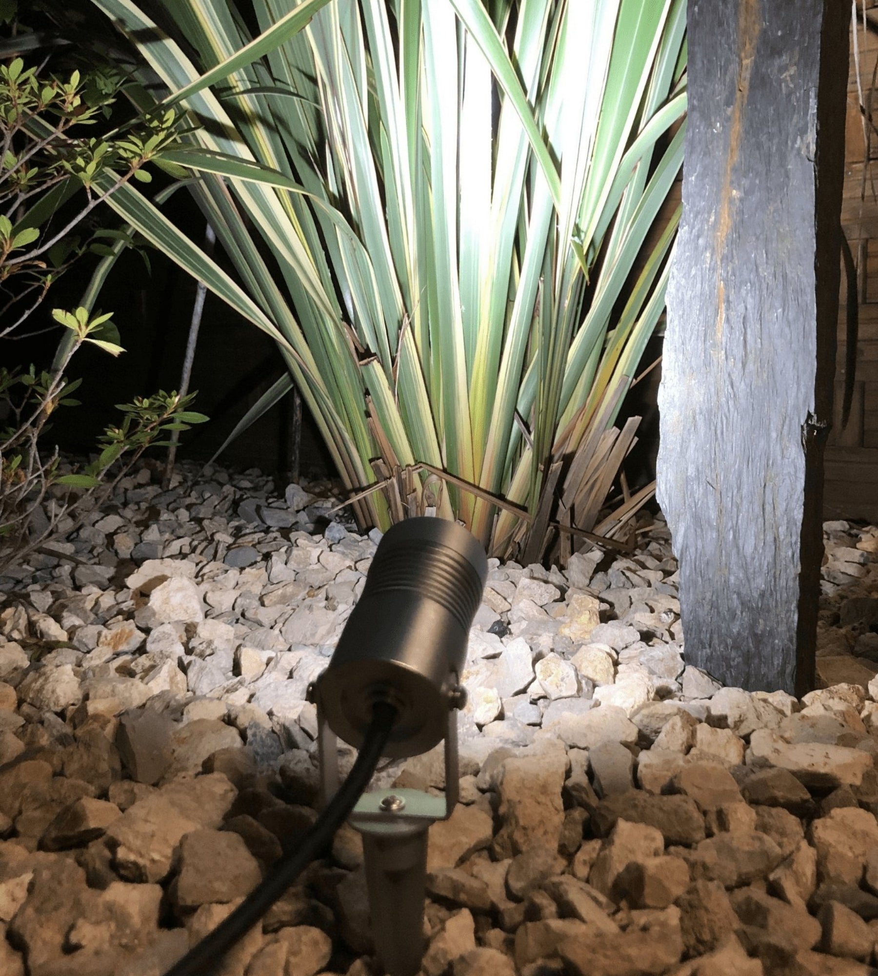 Spot piquet extérieur GLP–3W - 230V - 300 lumens - Blanc froid 6000K°