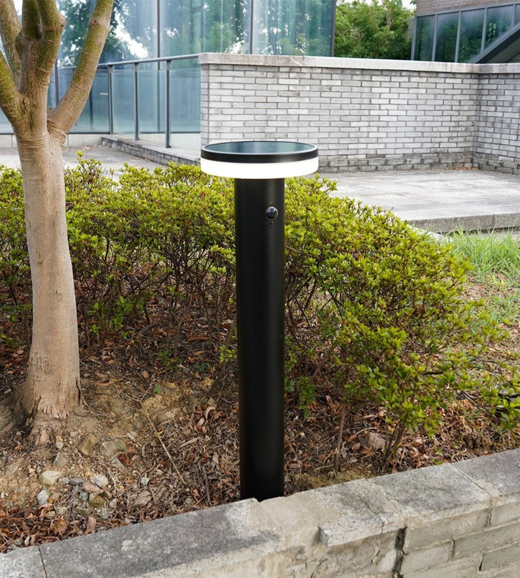Wegeleuchte Led Solar schwarz ALTO - Bewegungsmelder - 3 Leuchtstufen von 150 bis 1000 Lumen - Lumihome