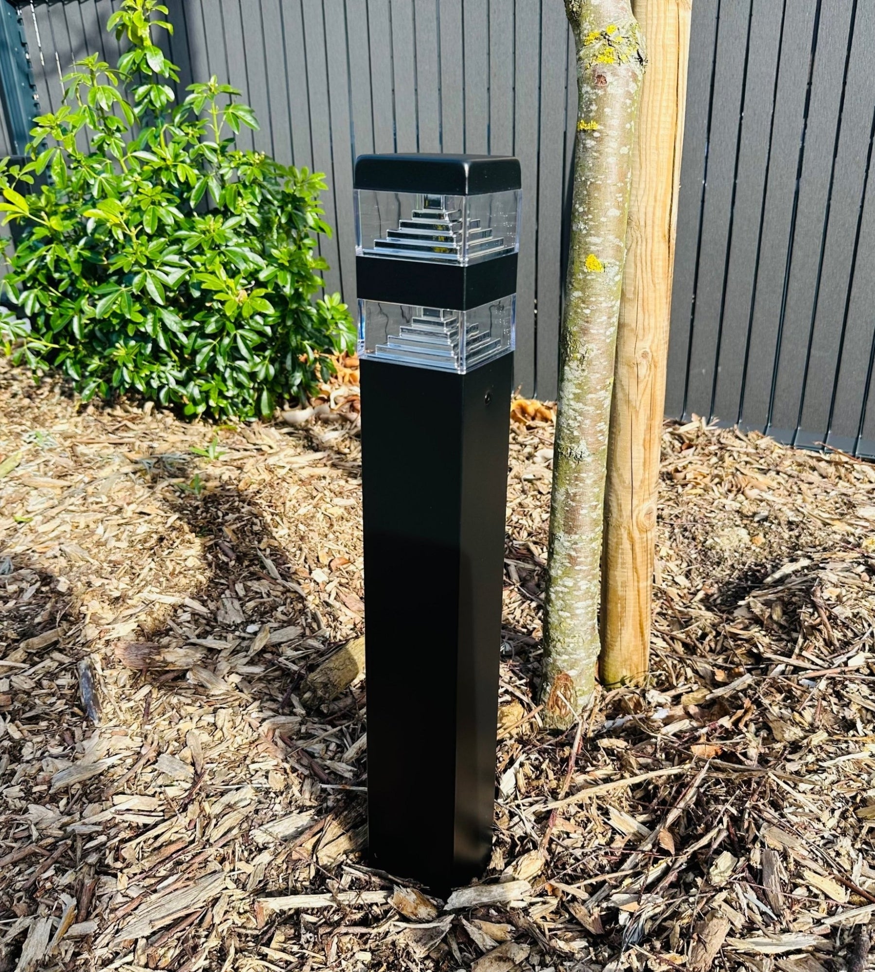 Pyramid bollard 1000 lumens - 32 leds - 230V