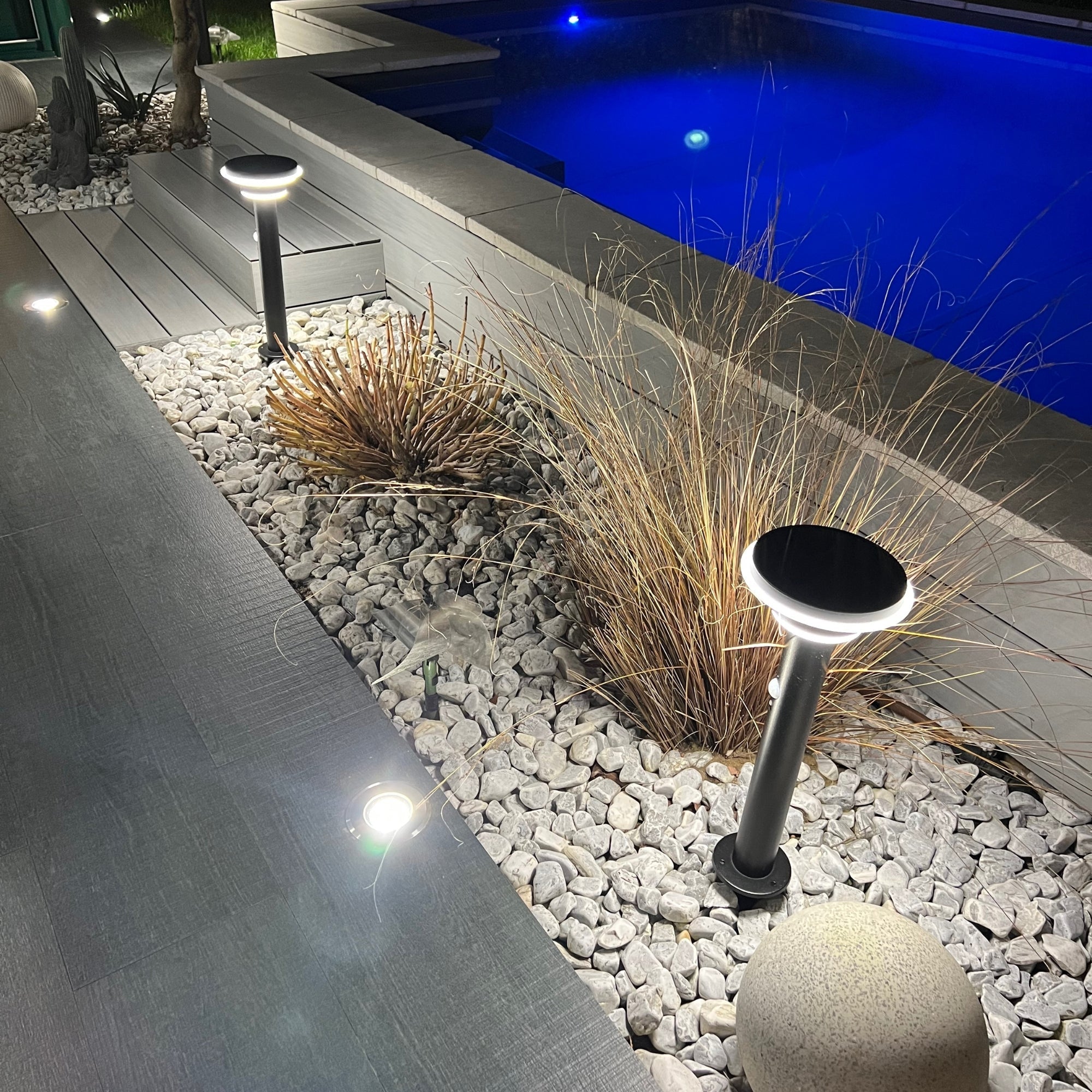 Lámpara exterior Led solaire GENOVA - Detector de movimiento - 3 modos de iluminación de 75 a 600 lúmenes - Lumihome