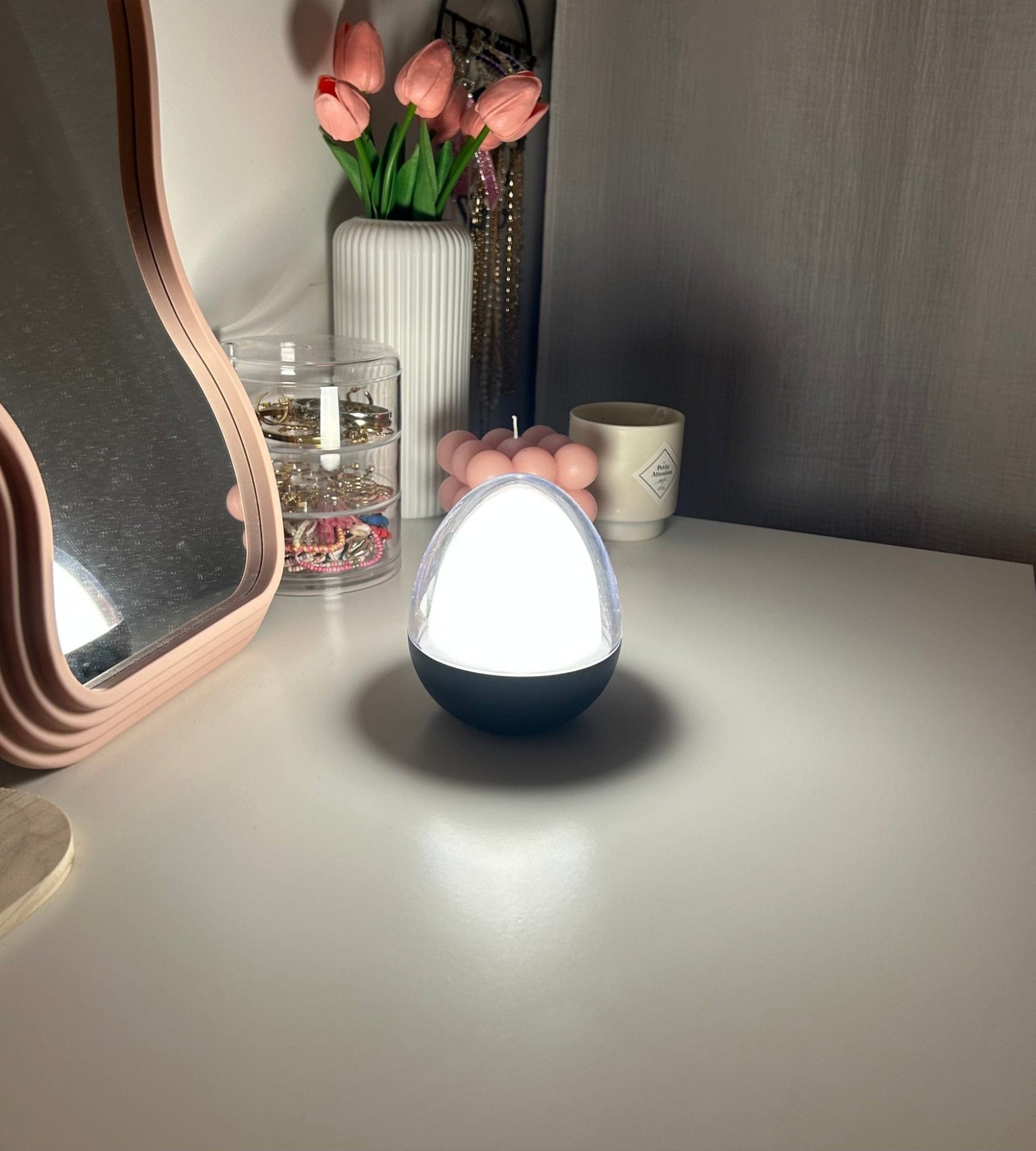 JOY Lámpara LED de sobremesa - Inalámbrica y usb - RGB+CCT - 40 a 400 lúmenes