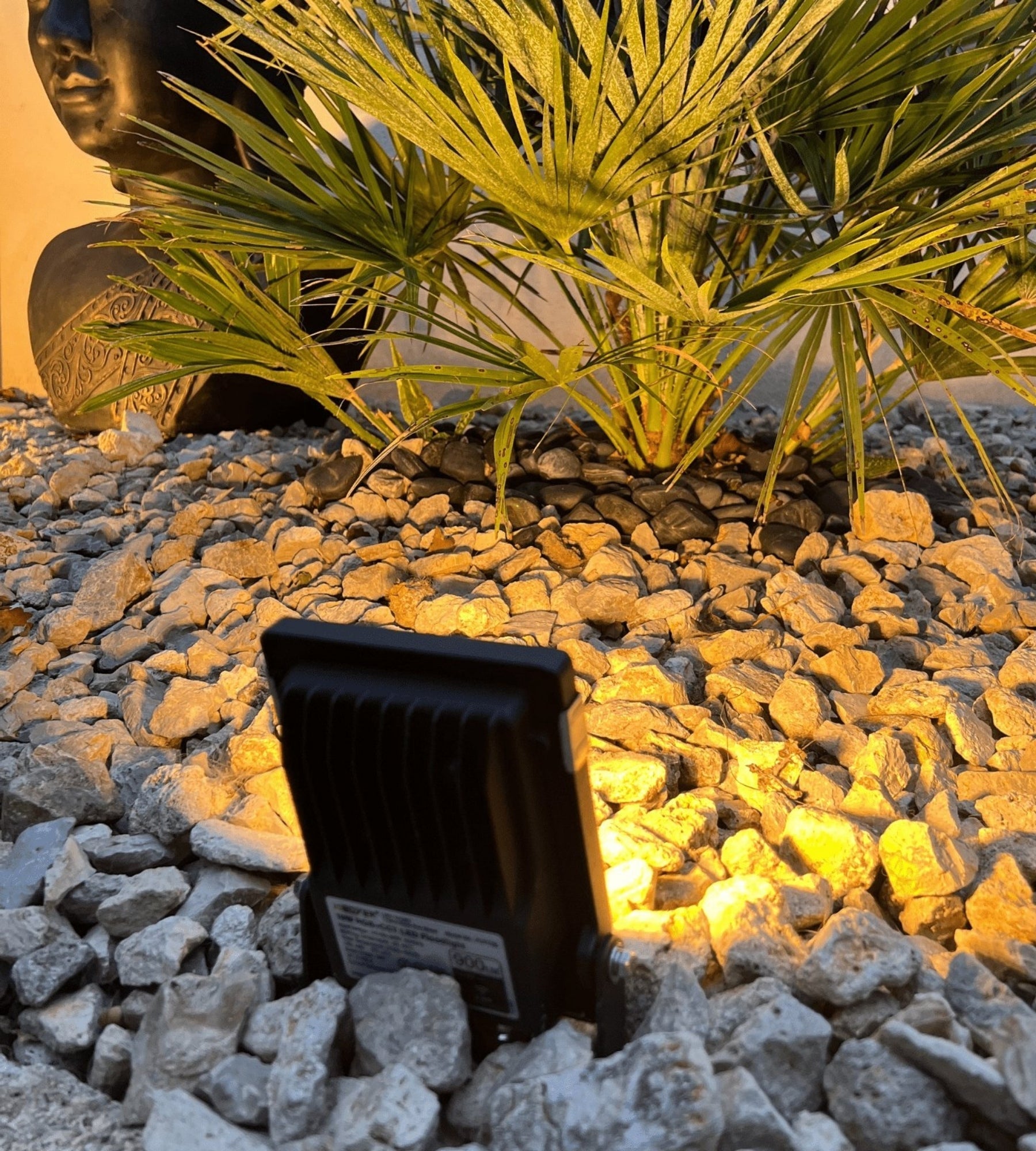 Foco de exterior Led RGB-CCT 20W - FUTT04 - 230V - Mando a distancia - Lumihome