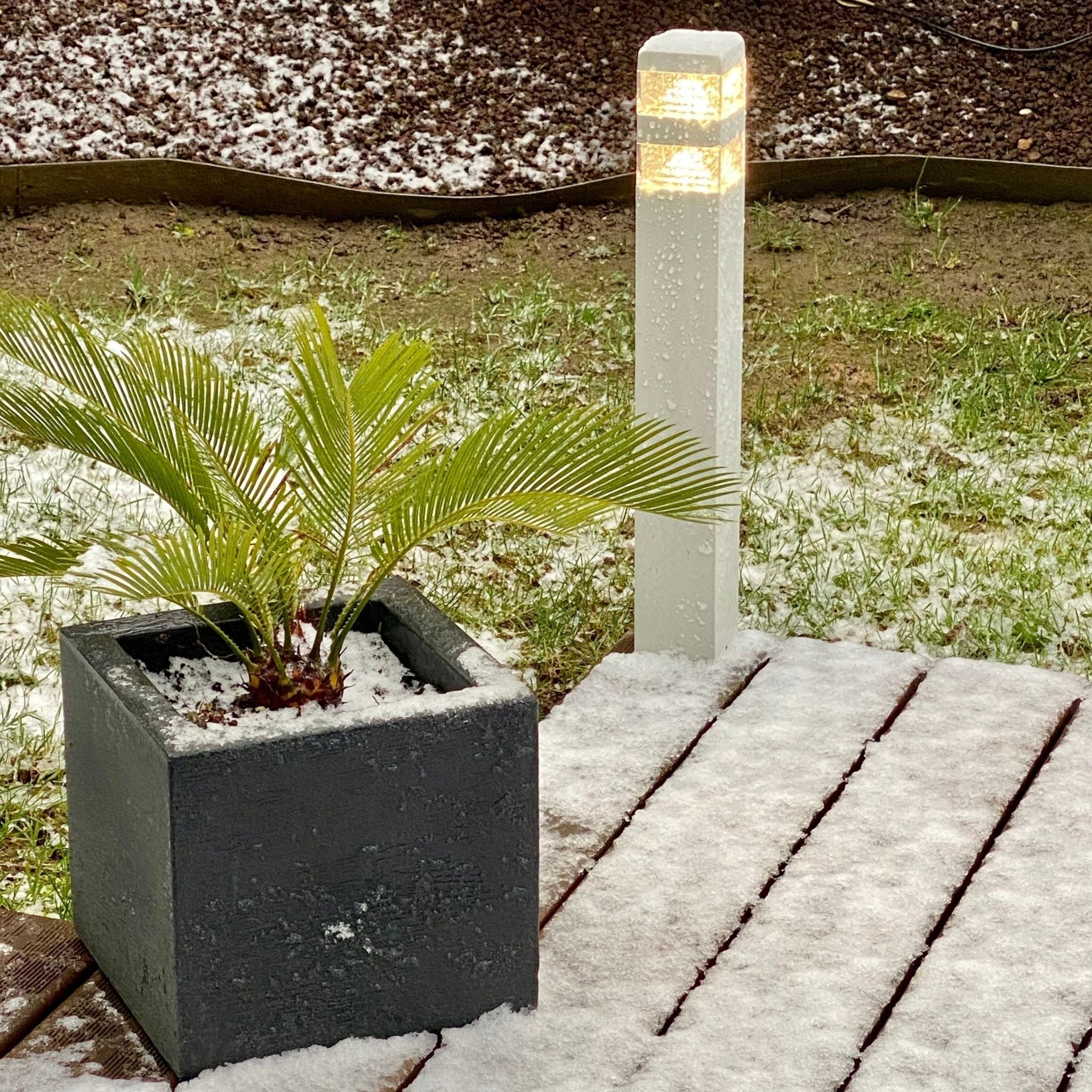Lámpara exterior Pyramide 32 Led 60 cm Blanco 230v 1000 lumens - Lumihome-France.com