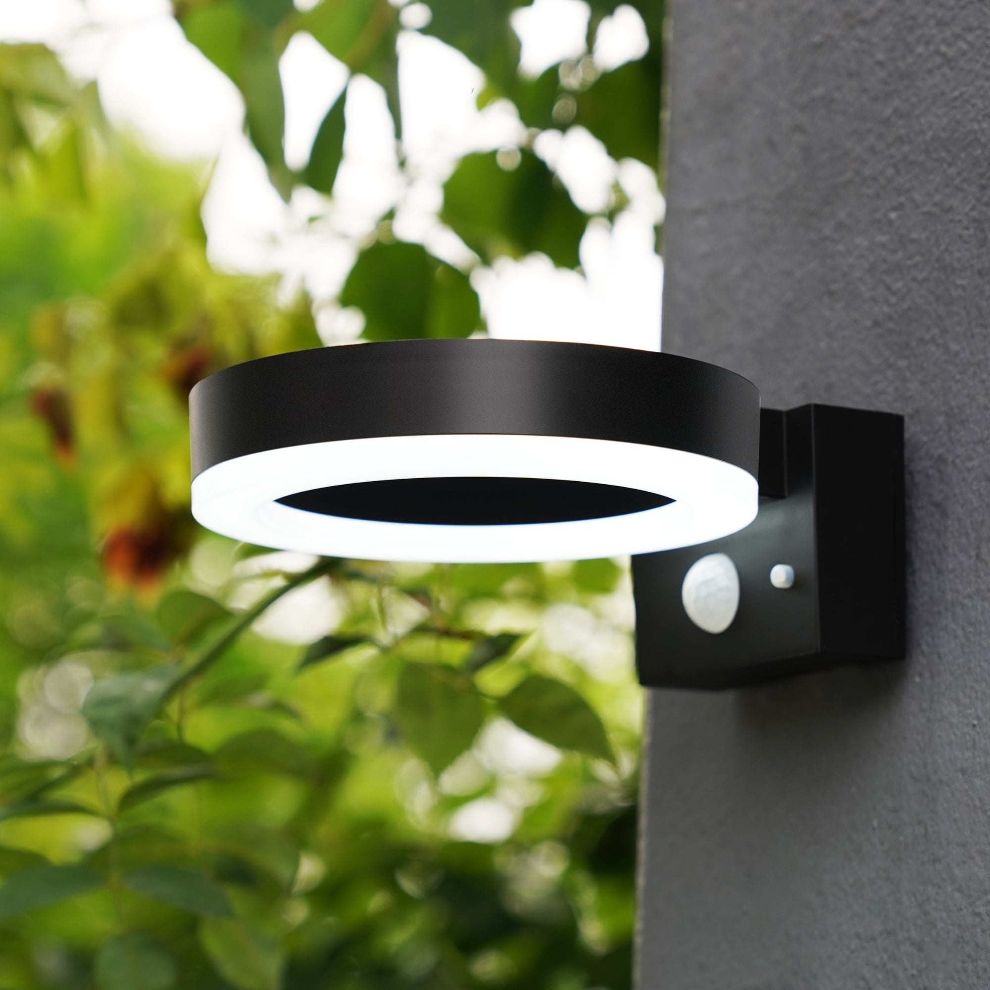 DAYTONA Solar-LED-Wandleuchte für den Außenbereich – Bewegungsmelder – 3 Beleuchtungsmodi 75 bis 600 Lumen – Lumihome