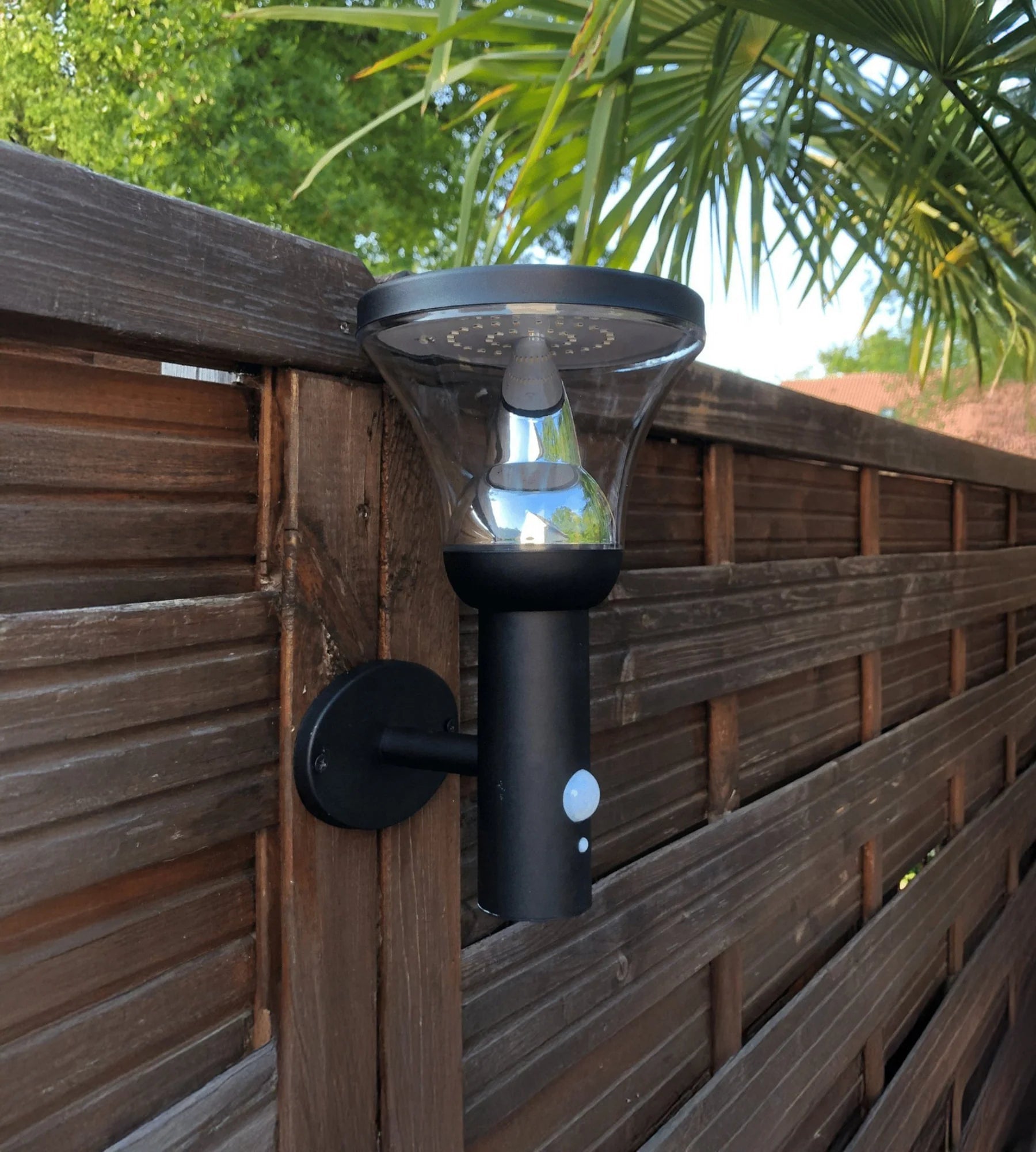 Solar-LED-Wandleuchte DIVA mit Bewegungsmelder, Edelstahl – 3 Leuchtmodi 75 bis 600 Lumen — 4