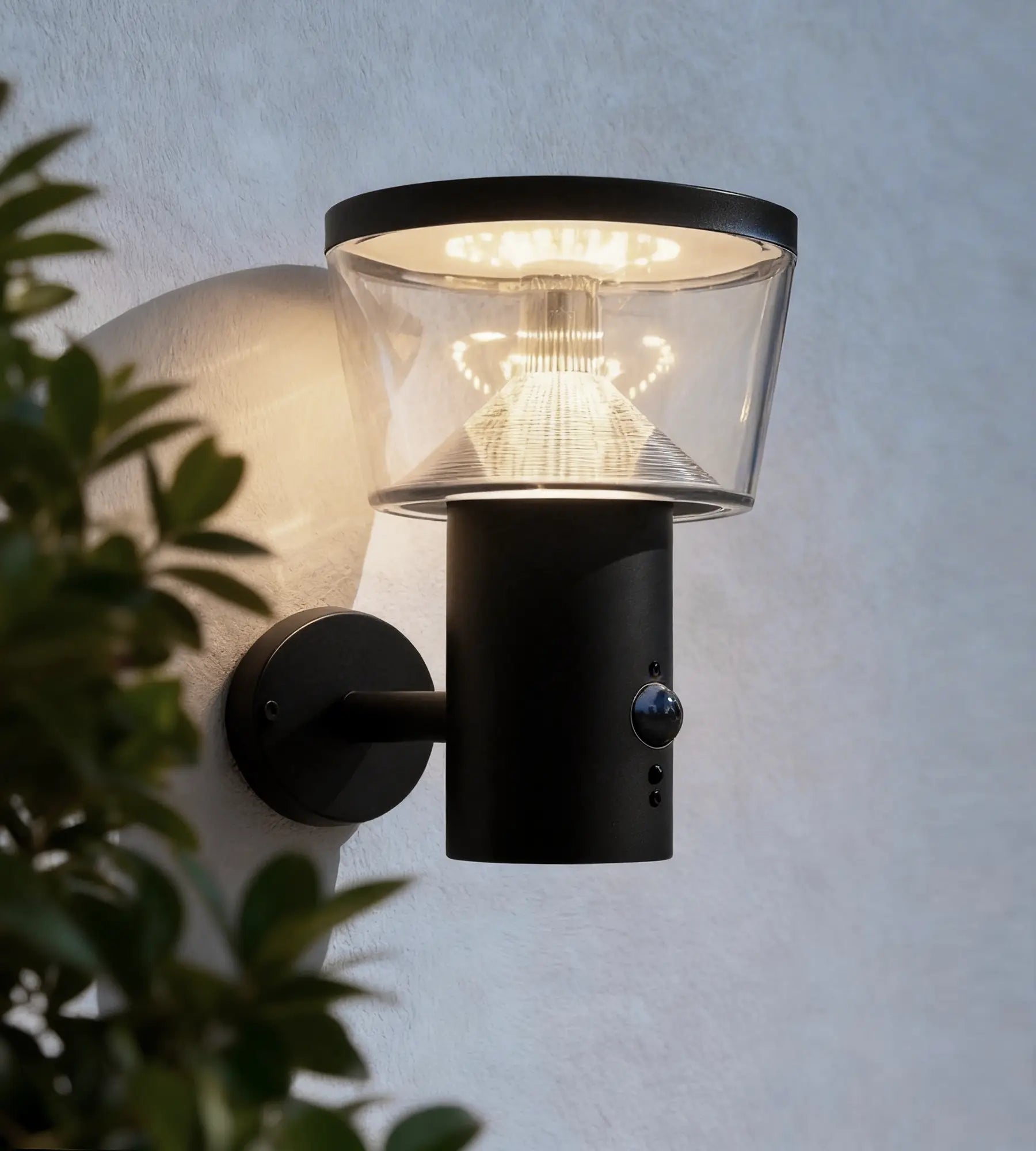 DUBLIN Solar Wall Applique with Sensor, Black - 3 Lighting Modes 100 to 1000 Lumens — 2