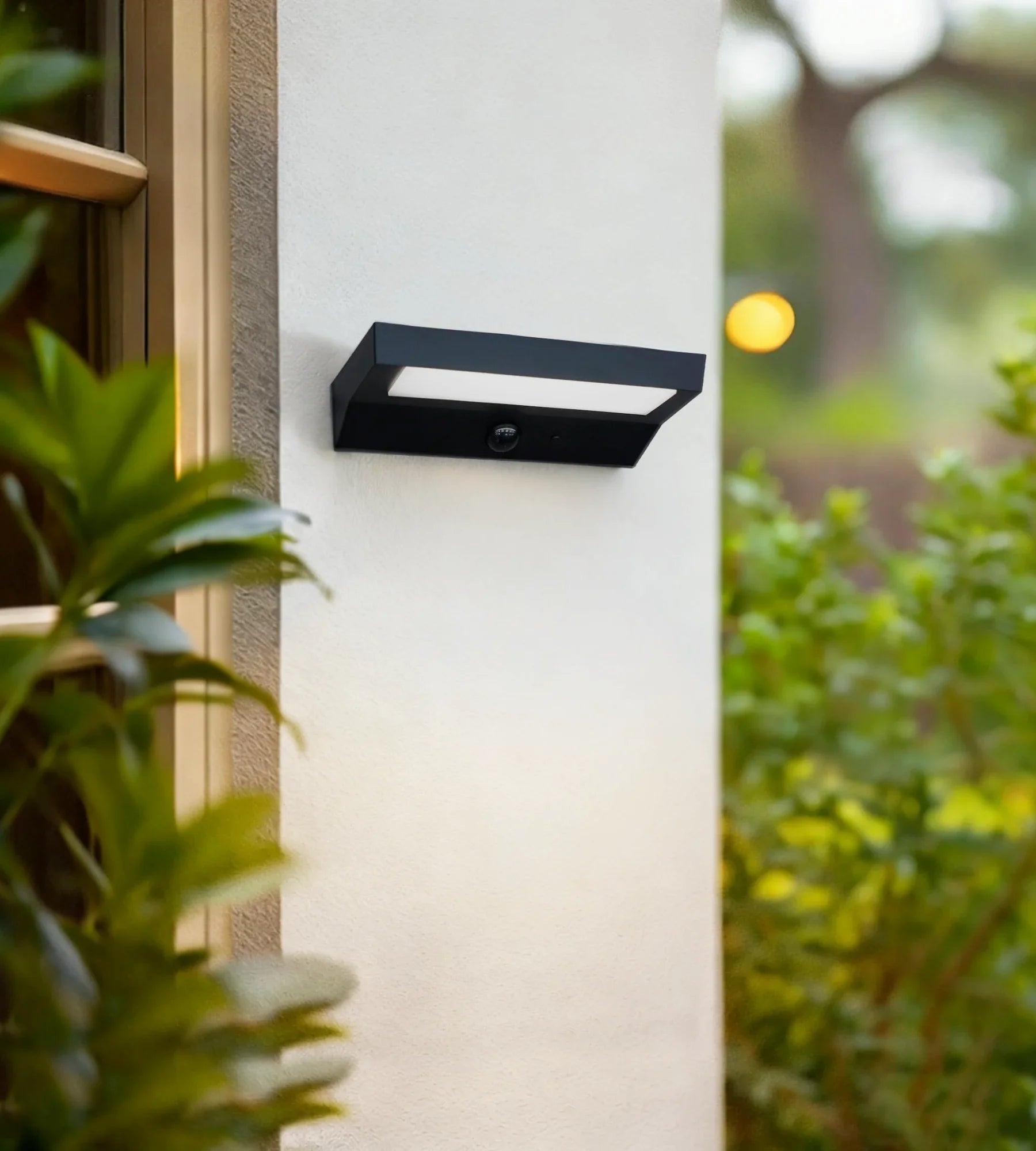 Aplique solar LED para exterior PULSAR, negro, con detector - 3 modos de iluminación de 100 a 1000 lúmenes