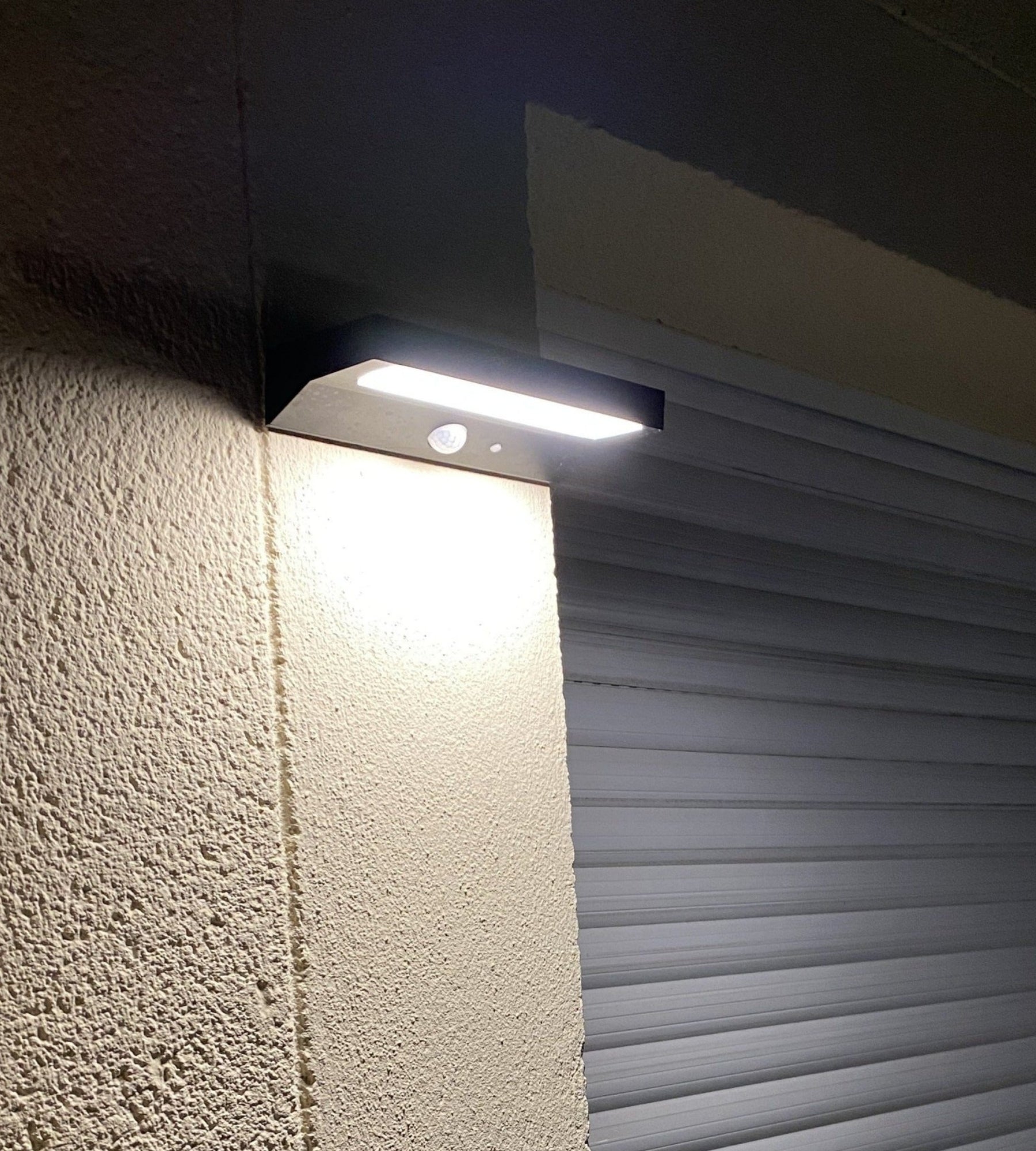 Applique murale extérieure LED solaire PULSAR, Noire, avec détecteur - 3 modes d'éclairage 100 à 1000 lumens — 6