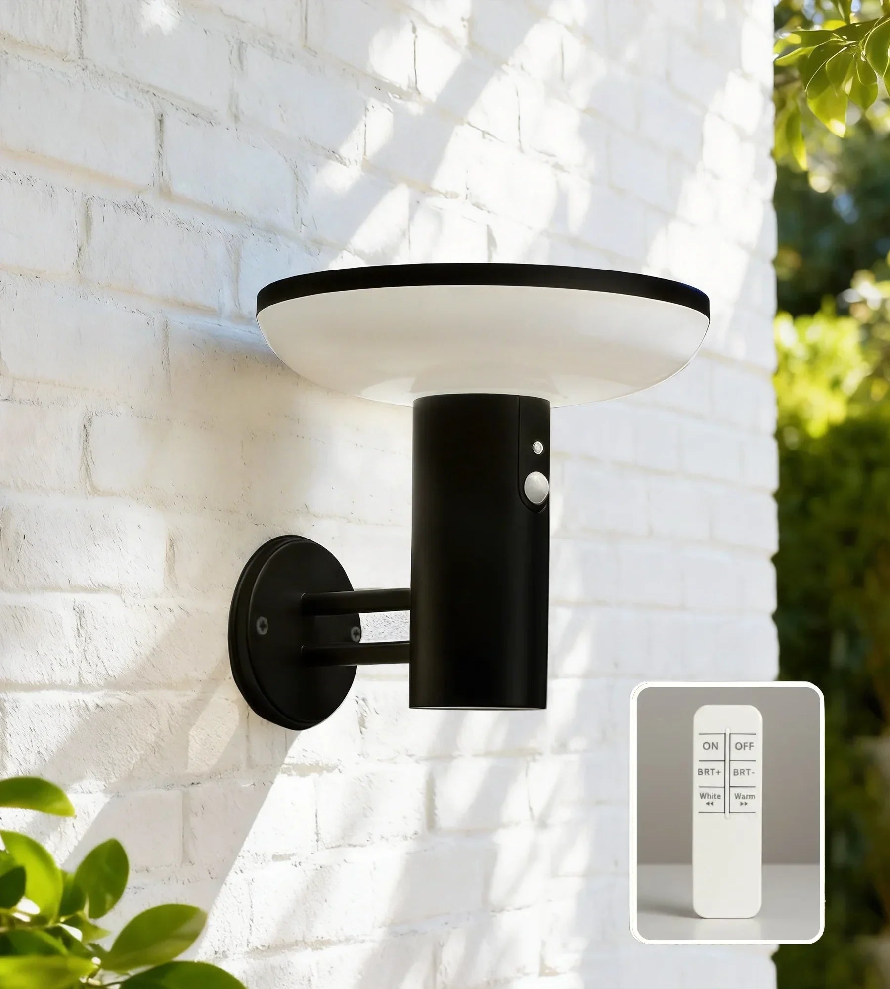 Solar-LED-Wandleuchte HALO+ mit Bewegungsmelder und Fernbedienung, Schwarz