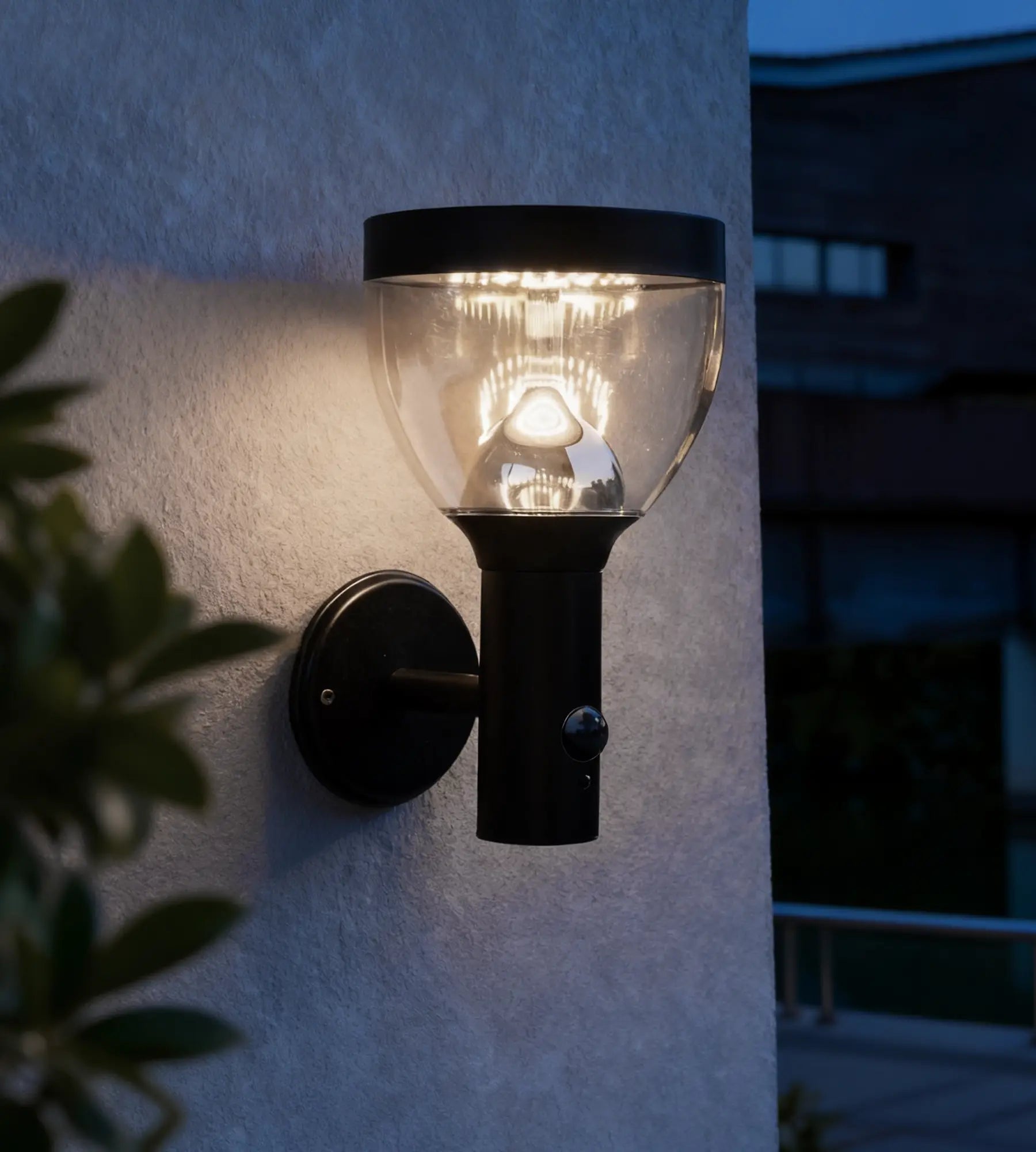 outdoor LED solar wall lamp LUNA, Black, with detector - 3 lighting modes from 100 to 1000 lumens — 2