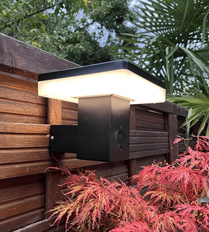 Solar-LED-Wandleuchte SUN-1000 mit Bewegungsmelder – 3 Leuchtmodi 150 bis 1500 Lumen — 1