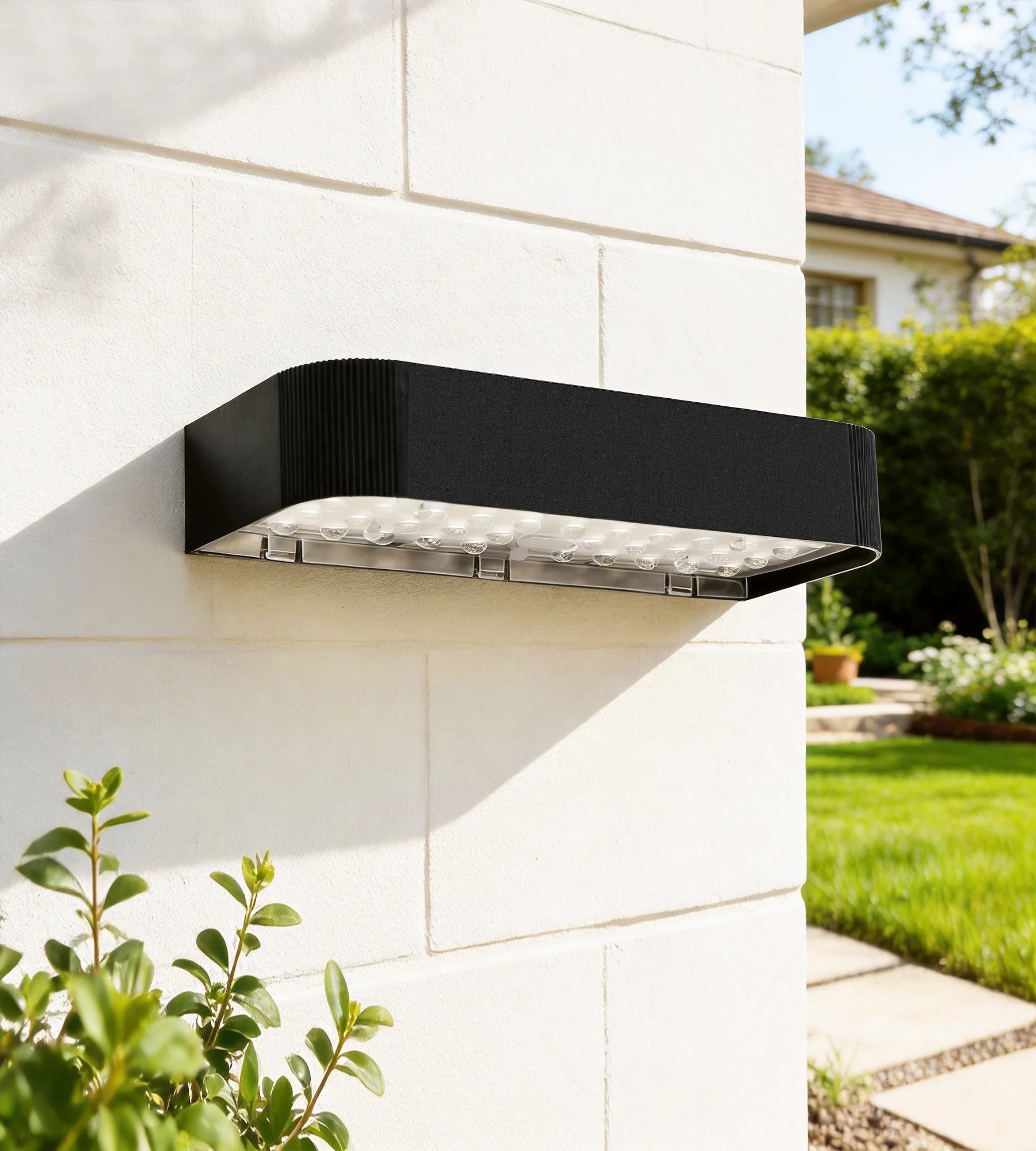 Solar-LED-Wandleuchte SOLEN mit Bewegungsmelder – Hausnummer zum Aufkleben