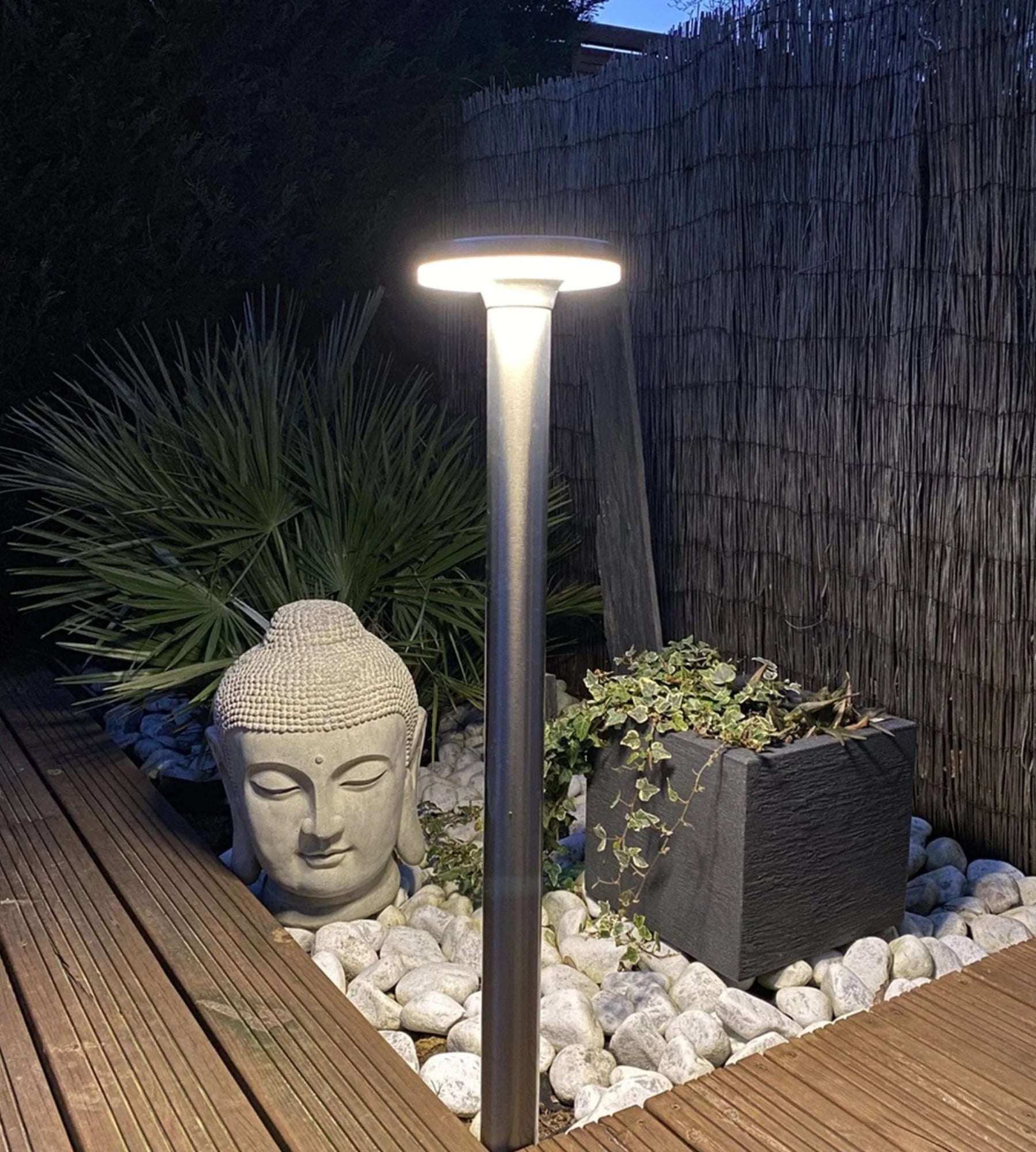 Solar-LED-Wegeleuchte LIVING mit Bewegungsmelder – 3 Leuchtmodi 75 bis 600 Lumen — 4