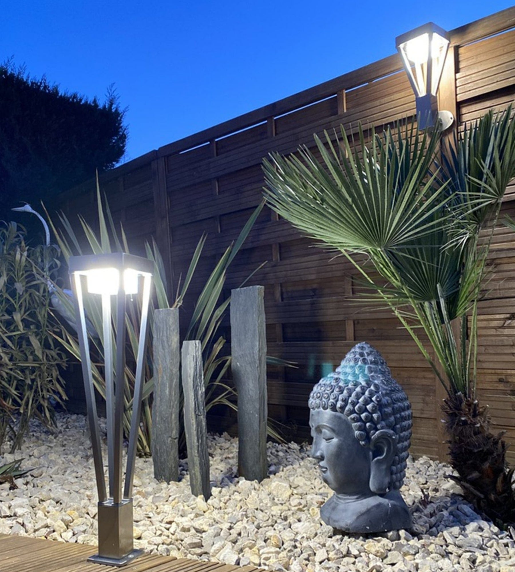 Bolardo exterior LED solar LUXOR, Negro, 72cm, con detector - 3 modos de iluminación de 75 a 600 lúmenes — 6